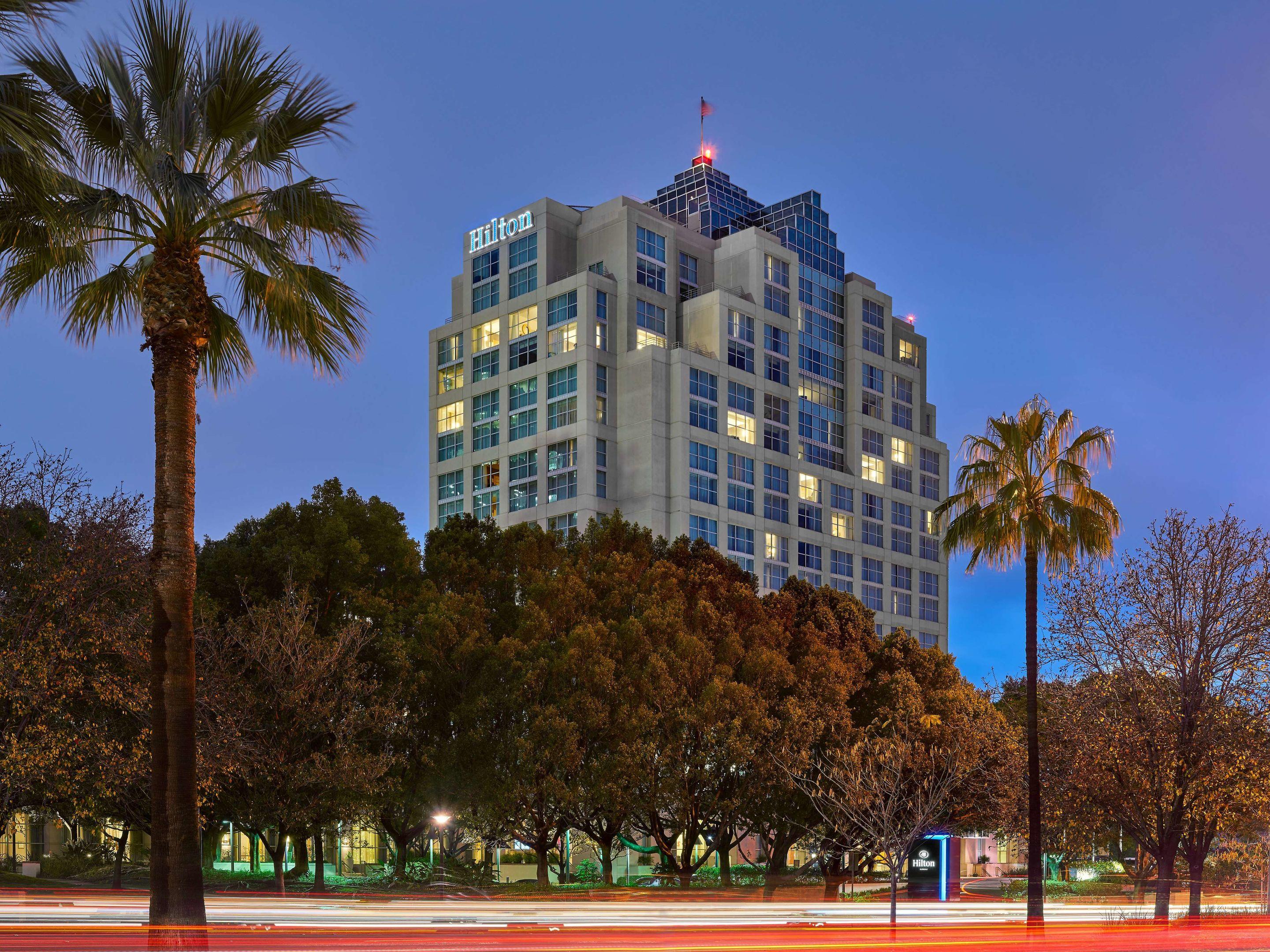 Hilton Los Angeles North-Glendale & Executive Meeting Center — photo 3