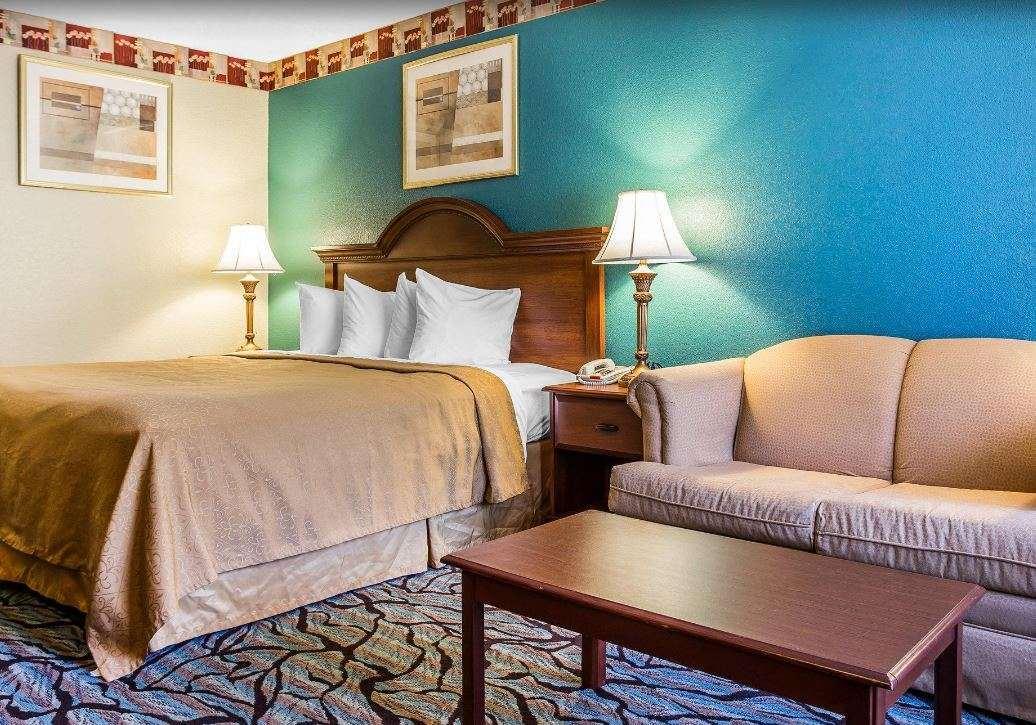Baymont Inn & Suites Walterboro — photo 3