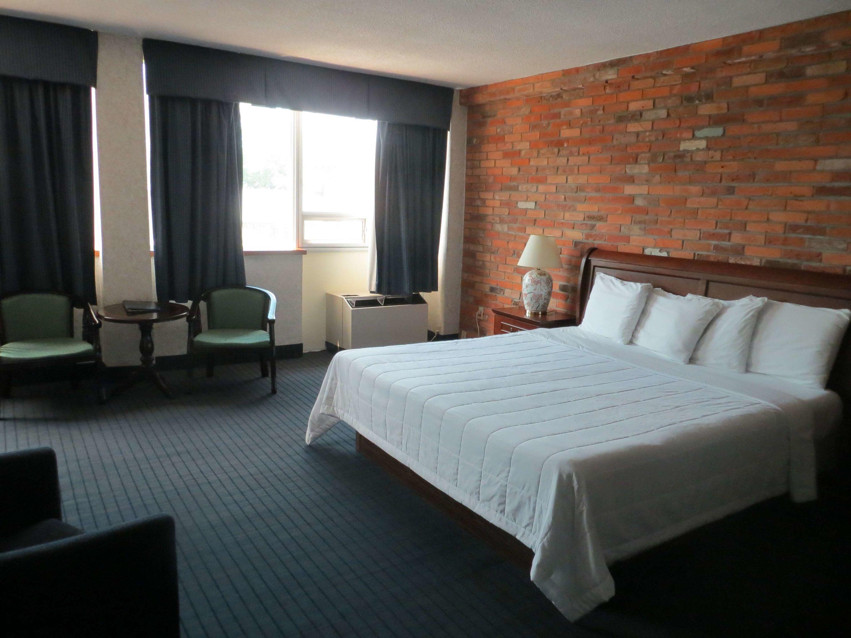 Hotel 89 Yorkville — photo 4