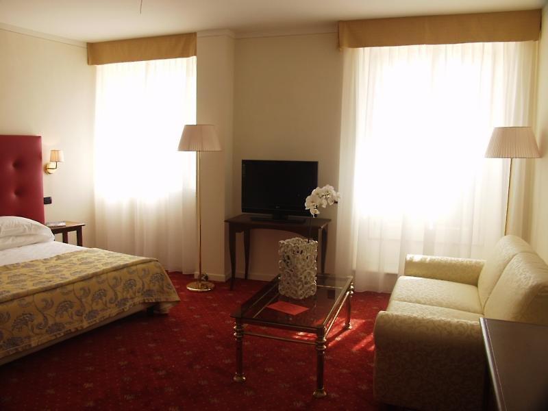 Hotel Subasio — photo 5