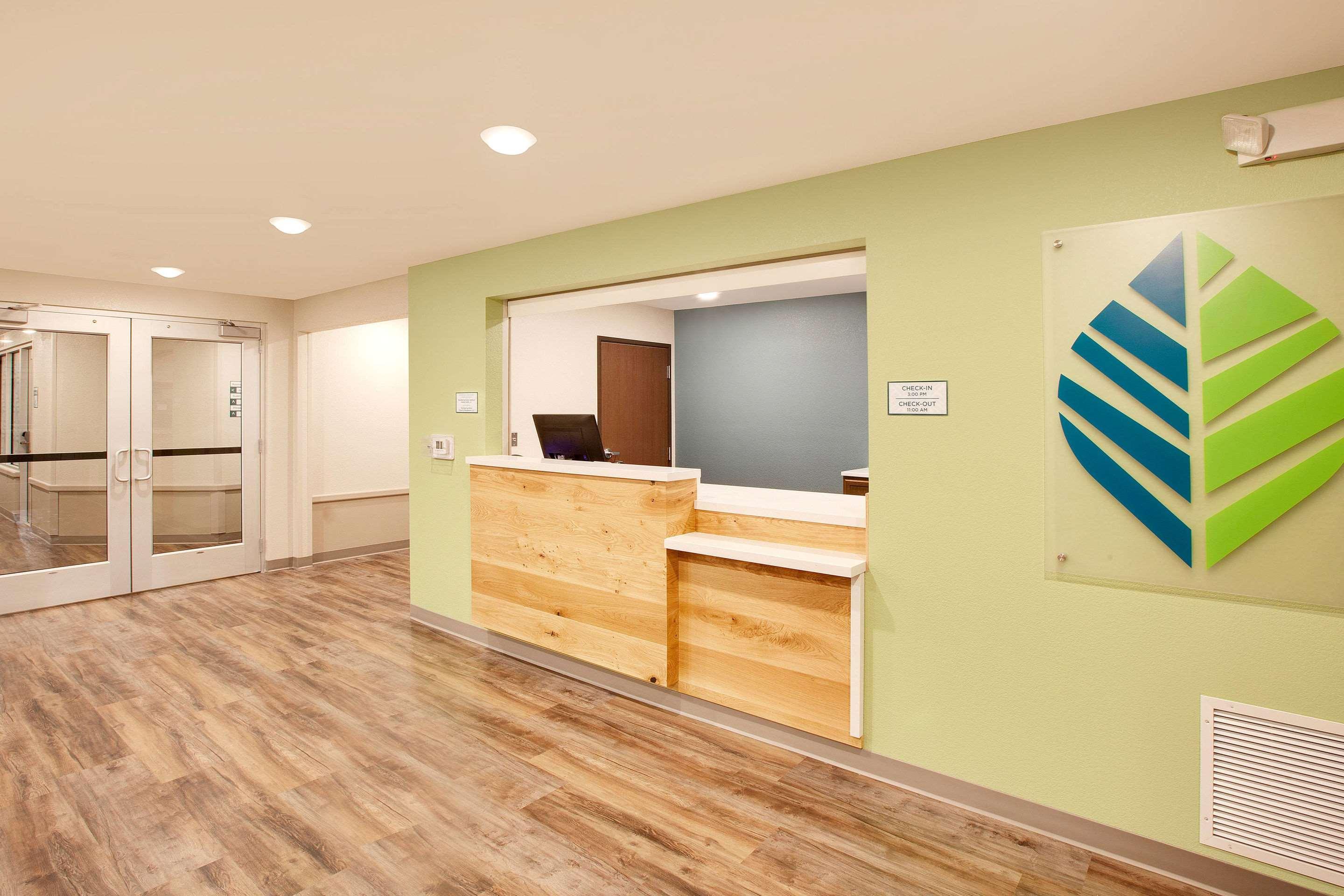 WoodSpring Suites Signature Boston North — photo 5