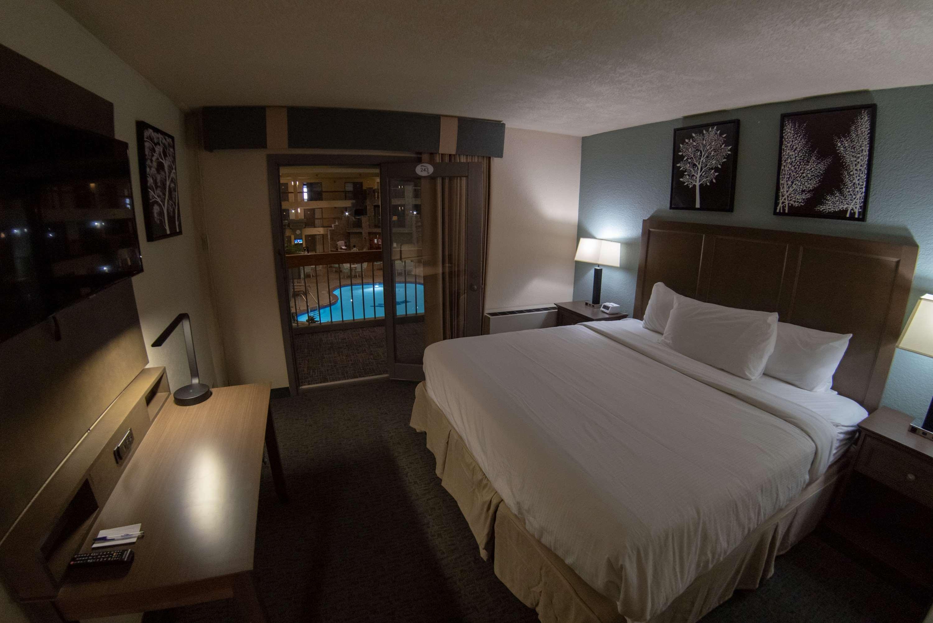 Baymont by Wyndham Shakopee — photo 3