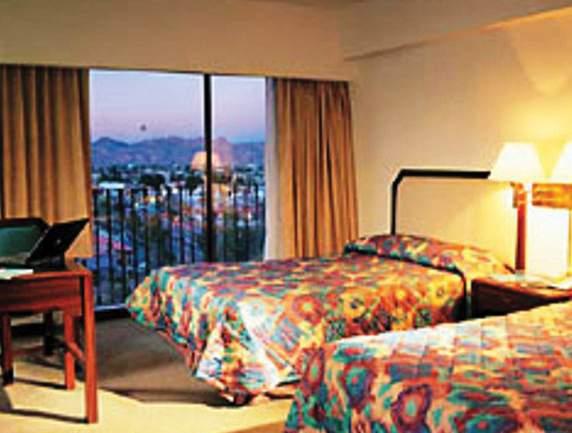 Fiesta Inn Chihuahua — photo 4
