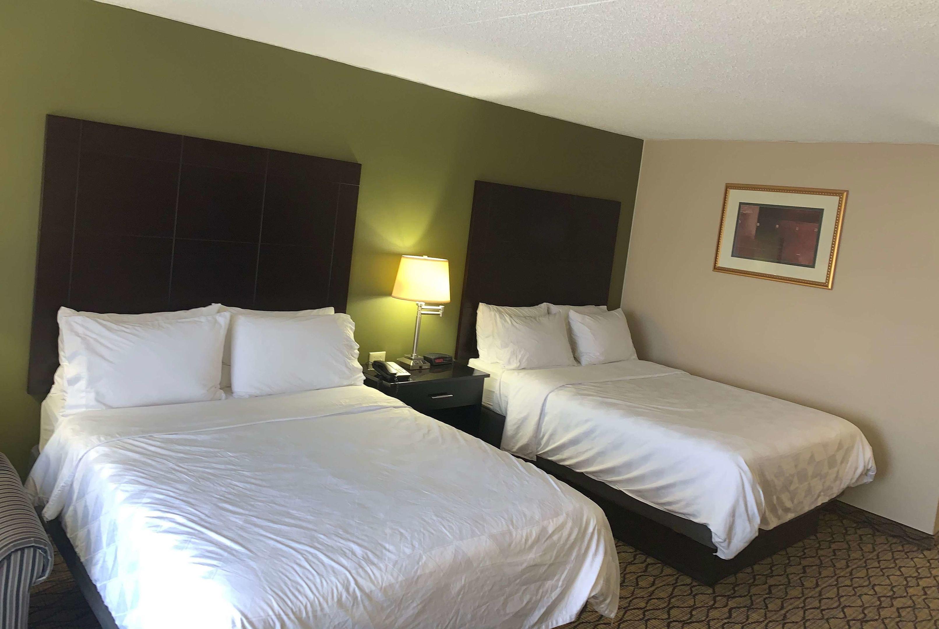 Ramada Plaza by Wyndham Totowa — photo 3