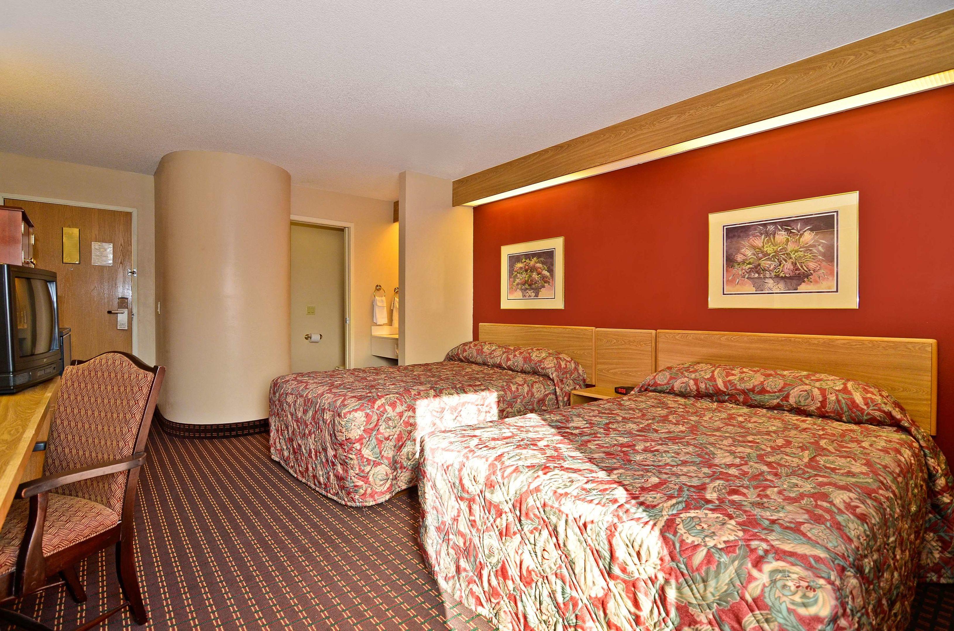 Americas Best Value Inn & Suites-Lee's Summit/Kansas City — photo 4