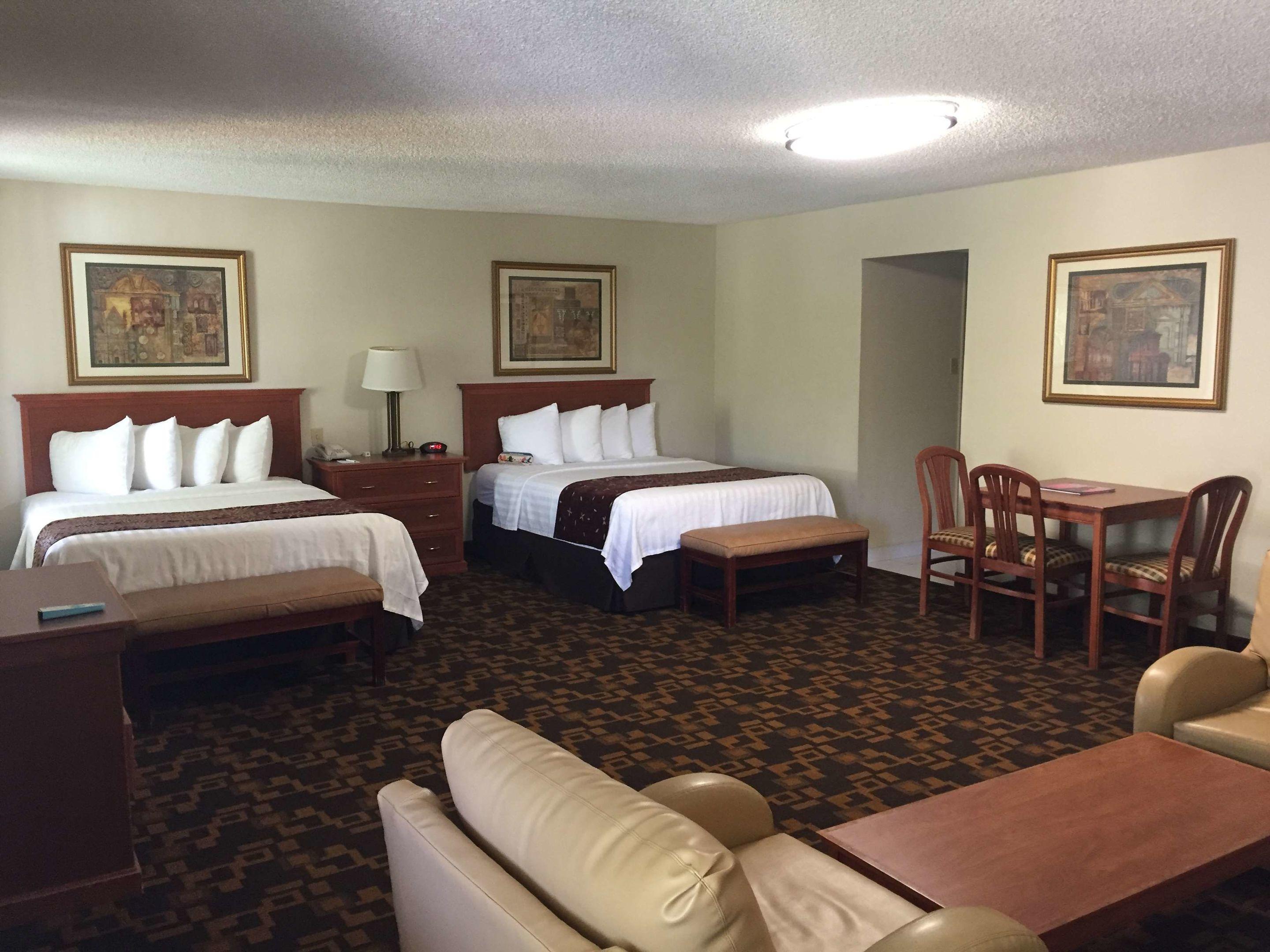 Best Western Palm Beach Lakes — photo 5