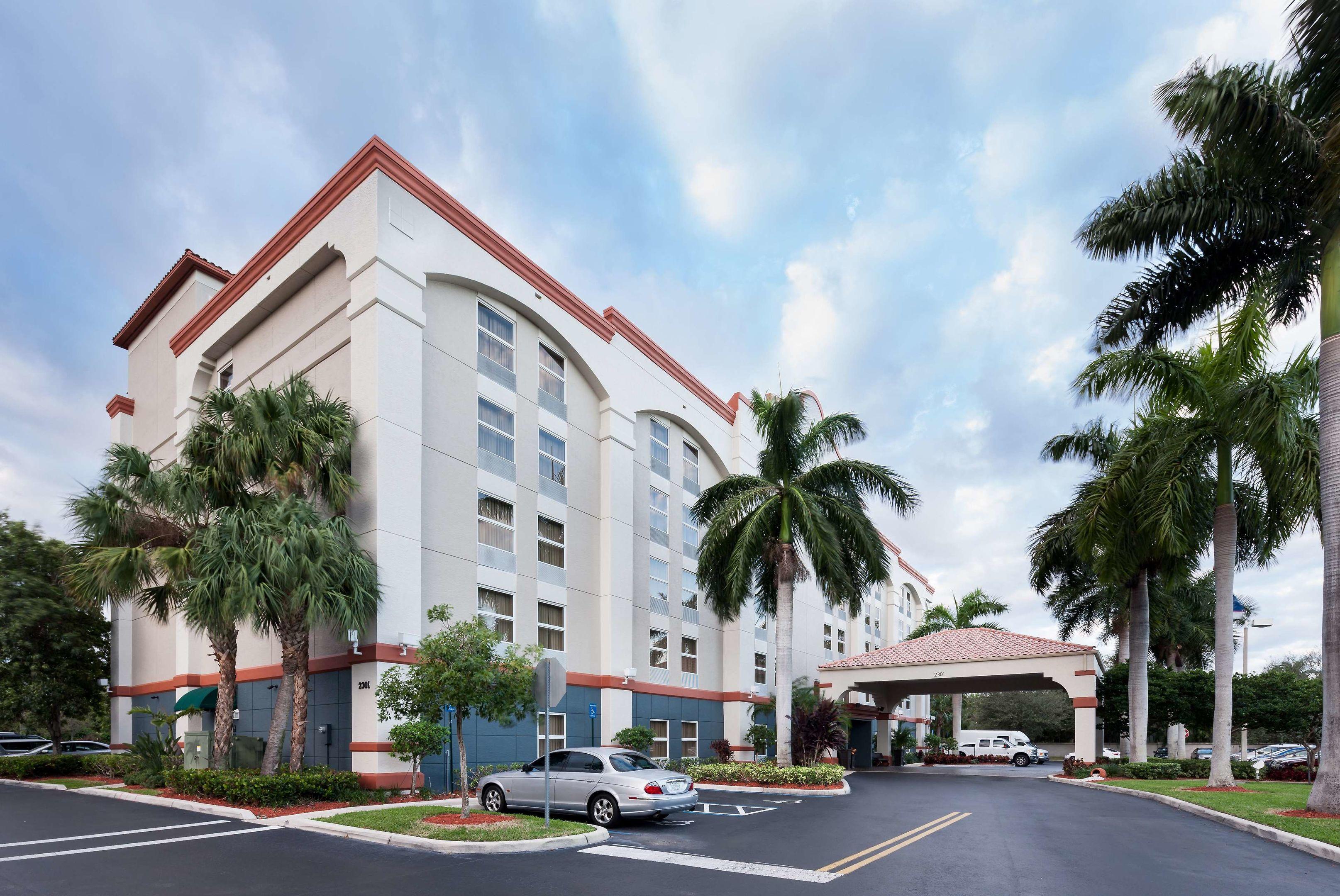 Hampton Inn Ft. Lauderdale Airport North Cruise Port — photo 5