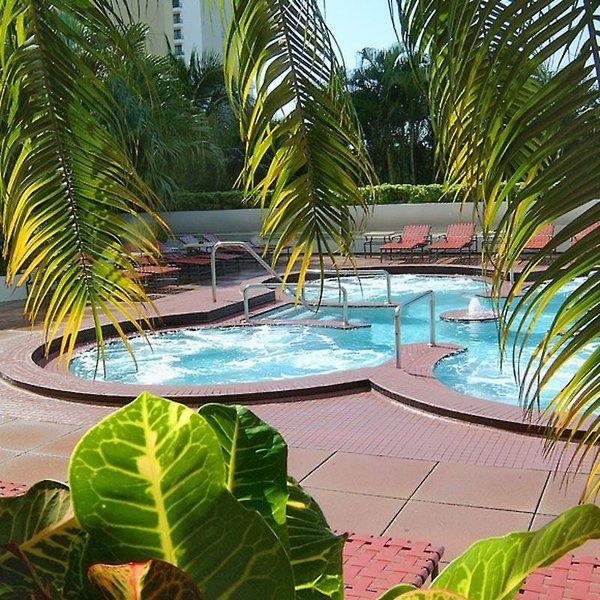 DoubleTree Grand Hotel Biscayne Bay — photo 4