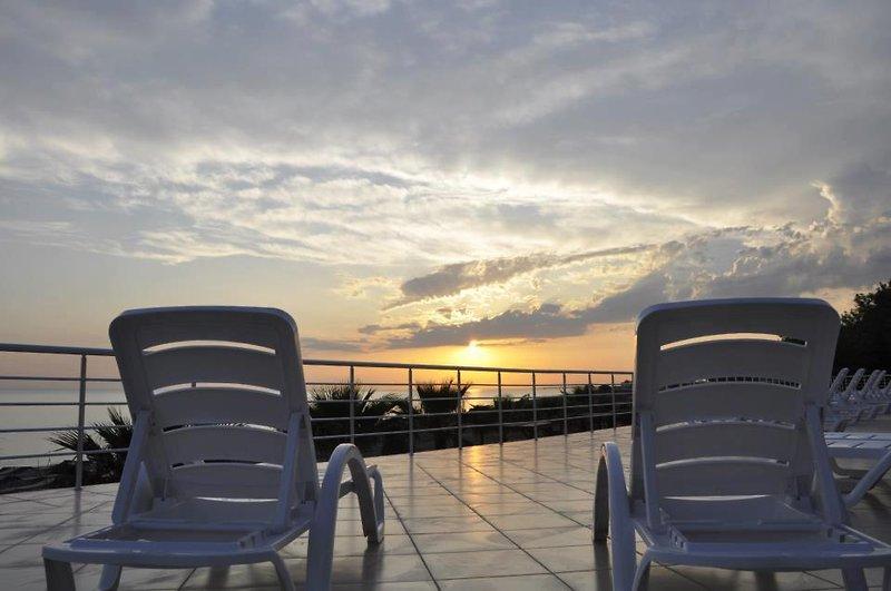 Adora Calma Beach Hotel — photo 3