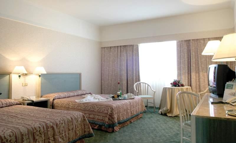 Holiday Inn Roma - Eur Parco Dei Medici — photo 5
