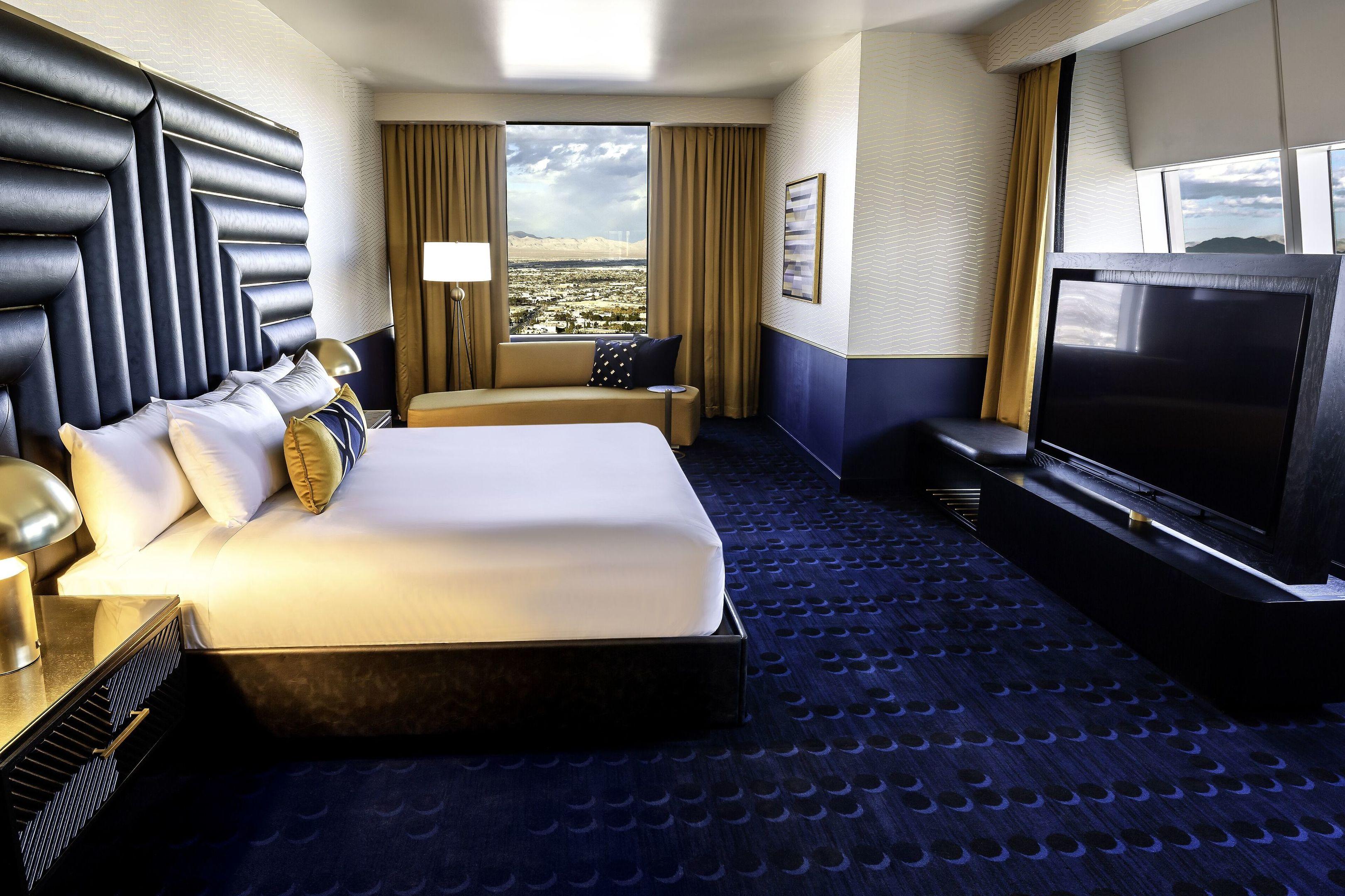 Circa Resort & Casino — photo 5
