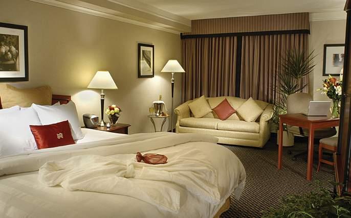 Toronto Don Valley Hotel & Suites — photo 4