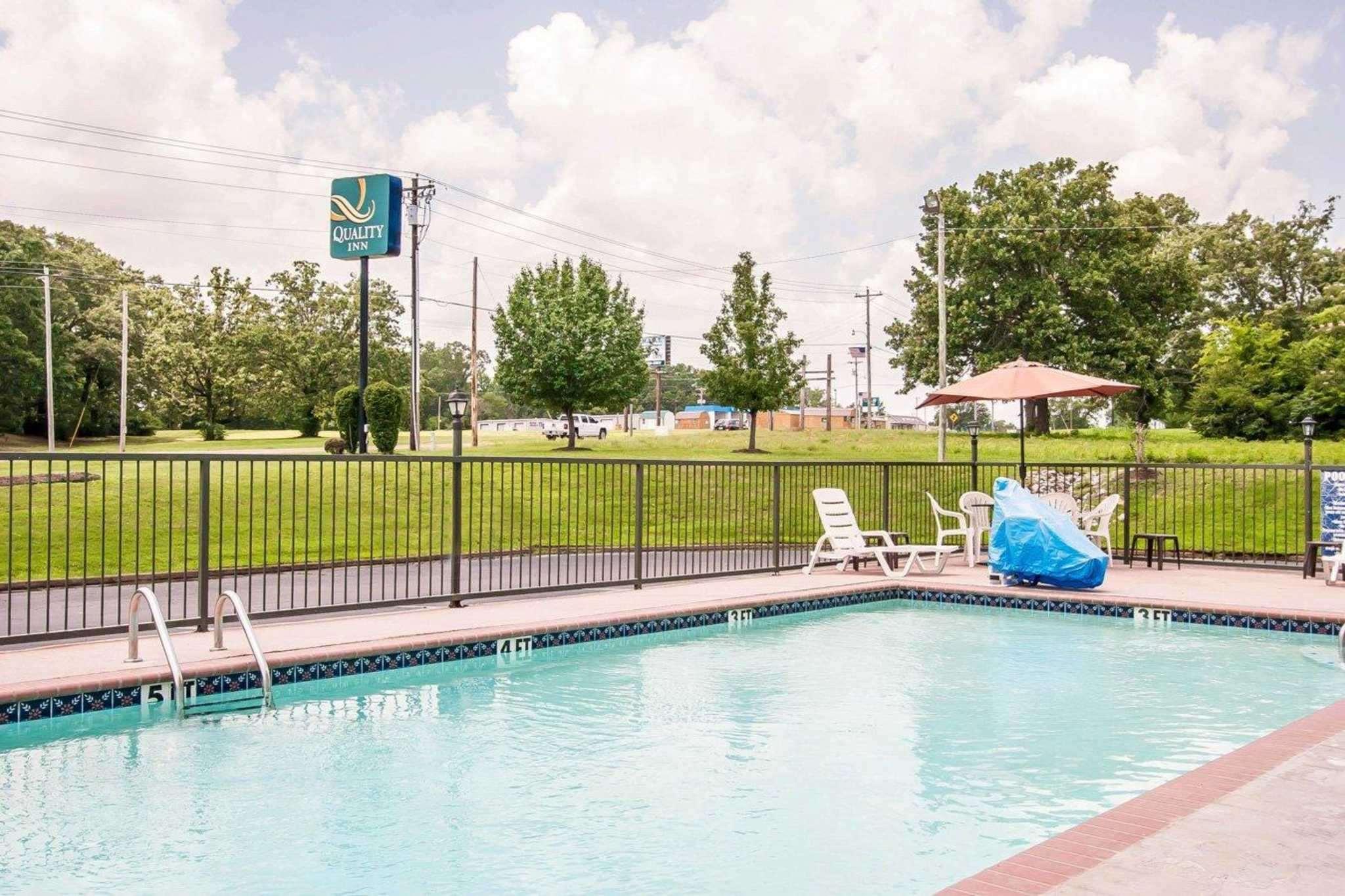 Quality Inn Savannah South — photo 4