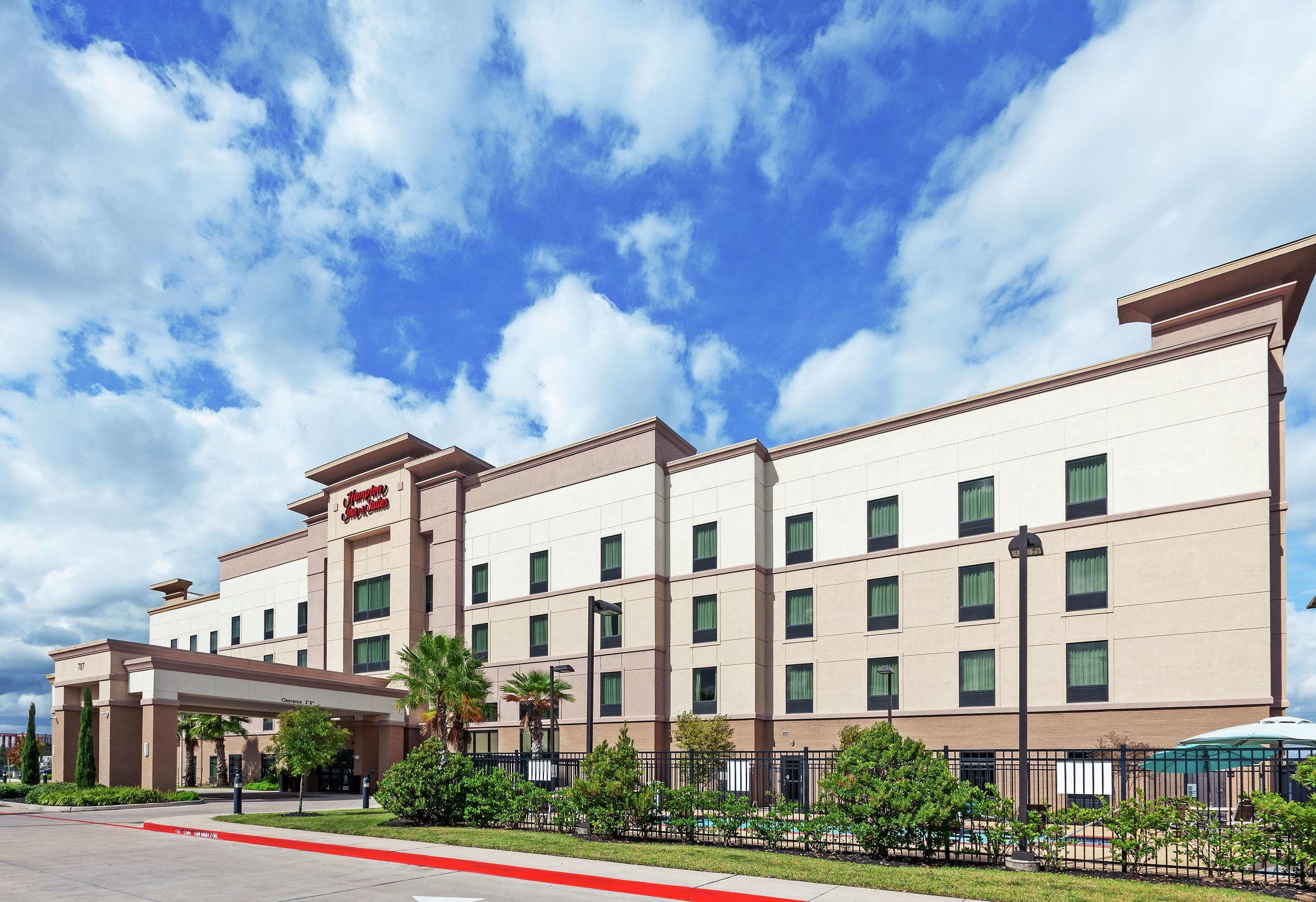 Hampton Inn & Suites Houston North IAH — photo 5
