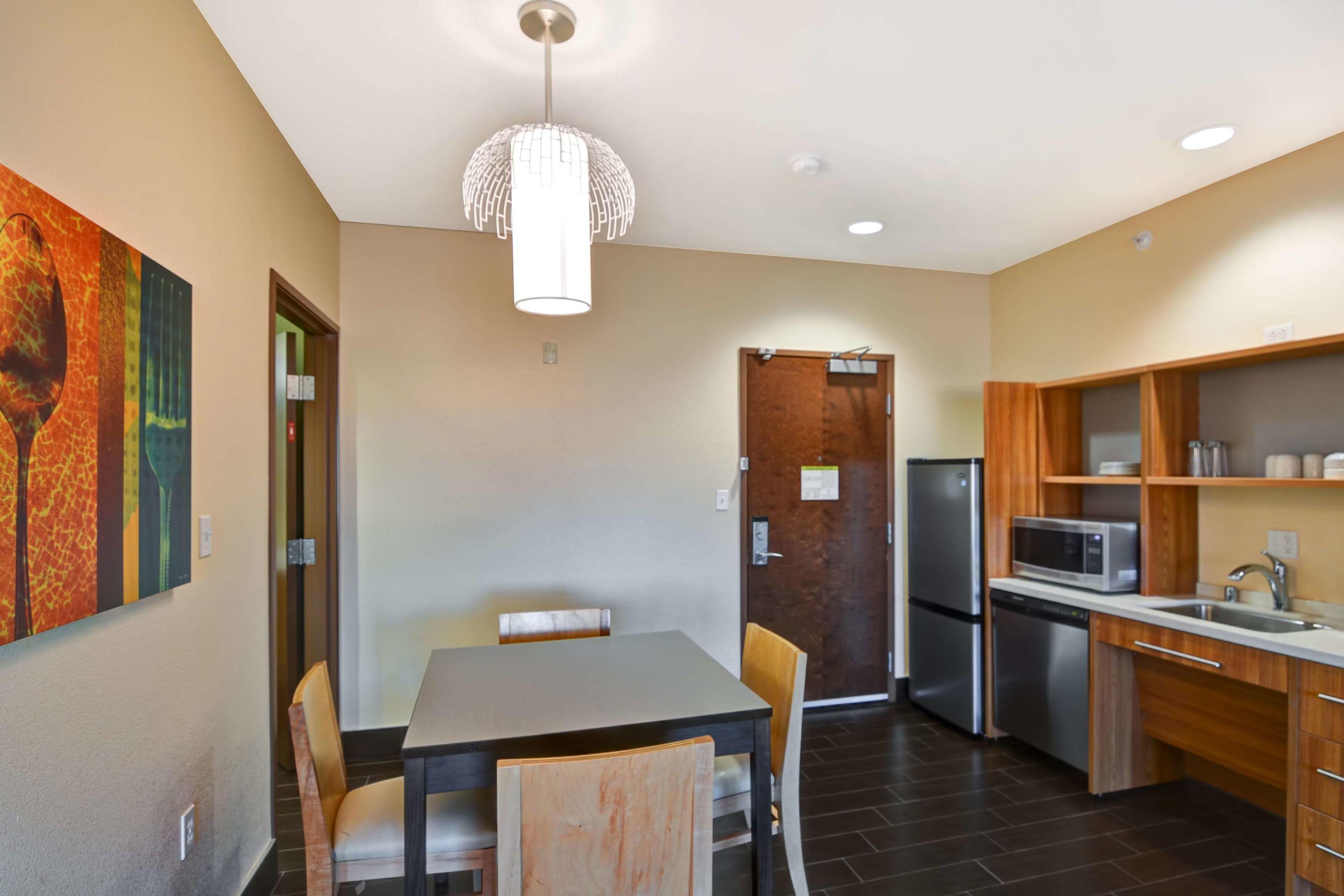 Home2 Suites by Hilton Albuquerque / Downtown-University — photo 4
