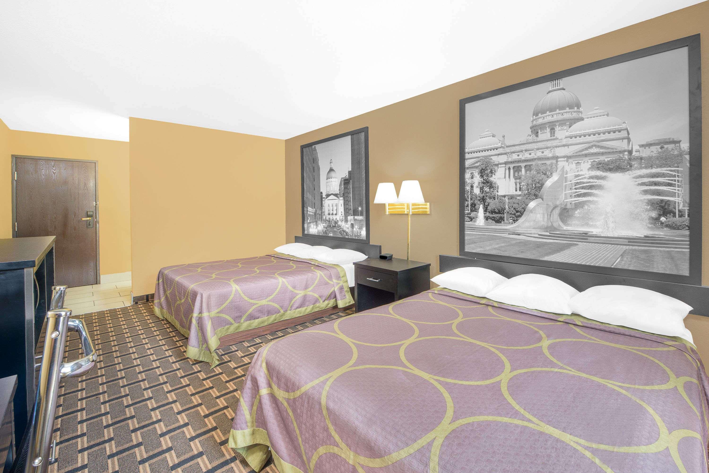 Super 8 by Wyndham Terre Haute — photo 4