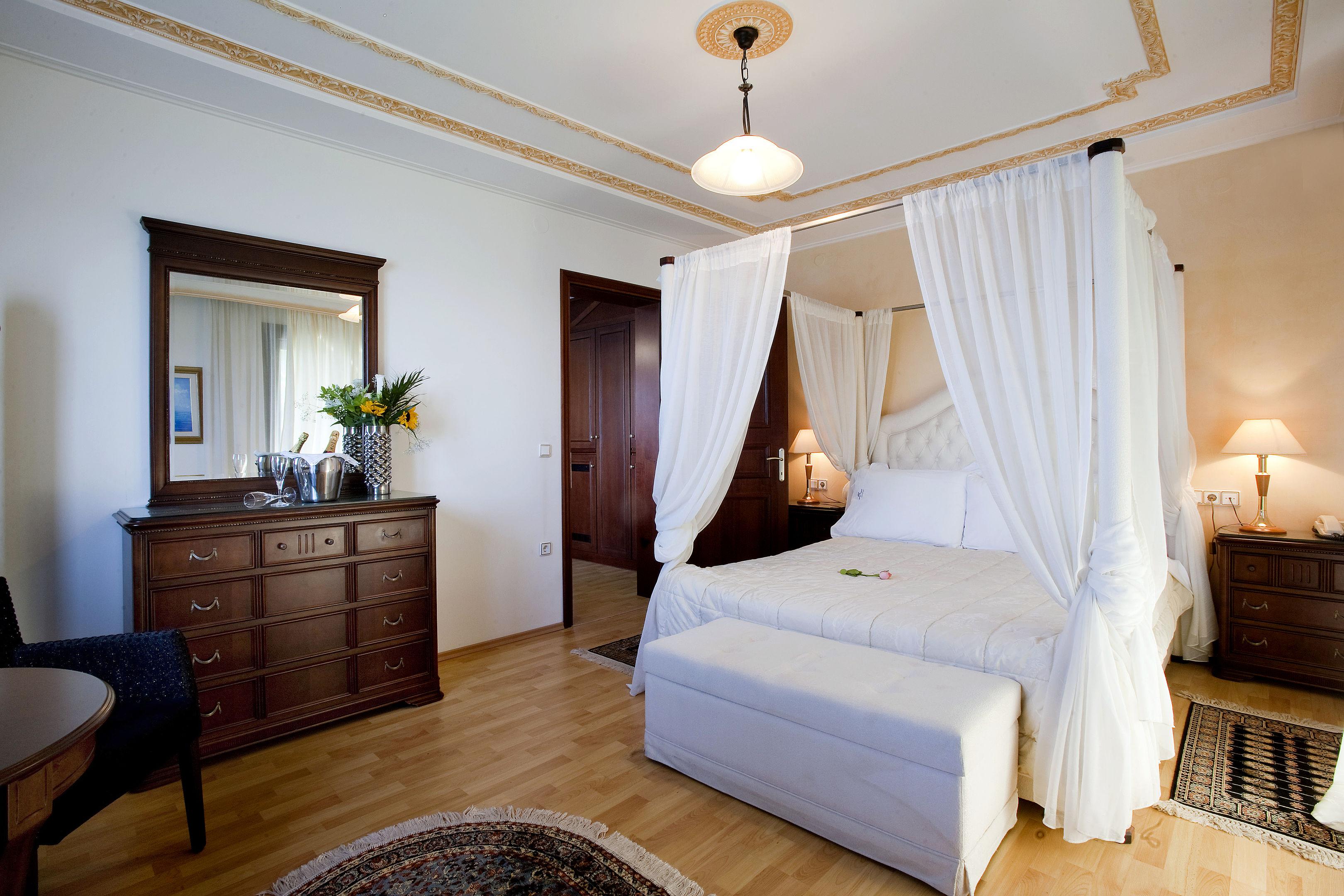 Kymata Hotel — photo 4