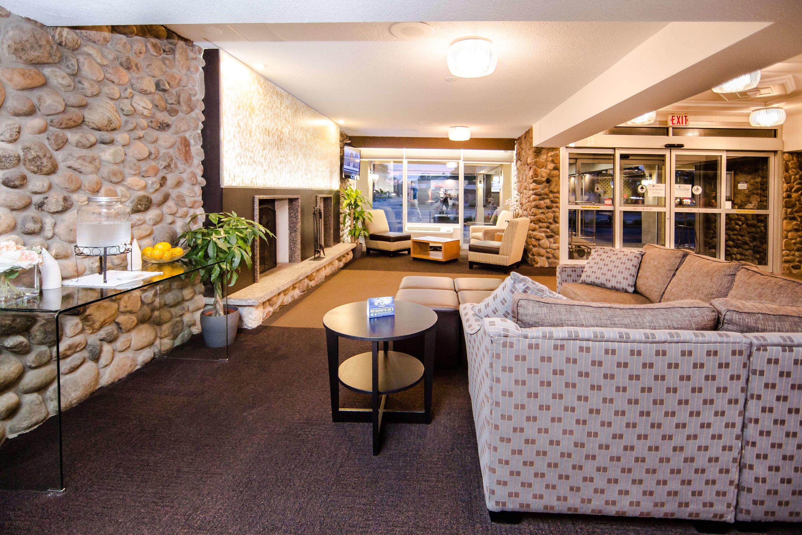 Best Western Plus Ottawa Kanata Hotel & Conference Centre — photo 4