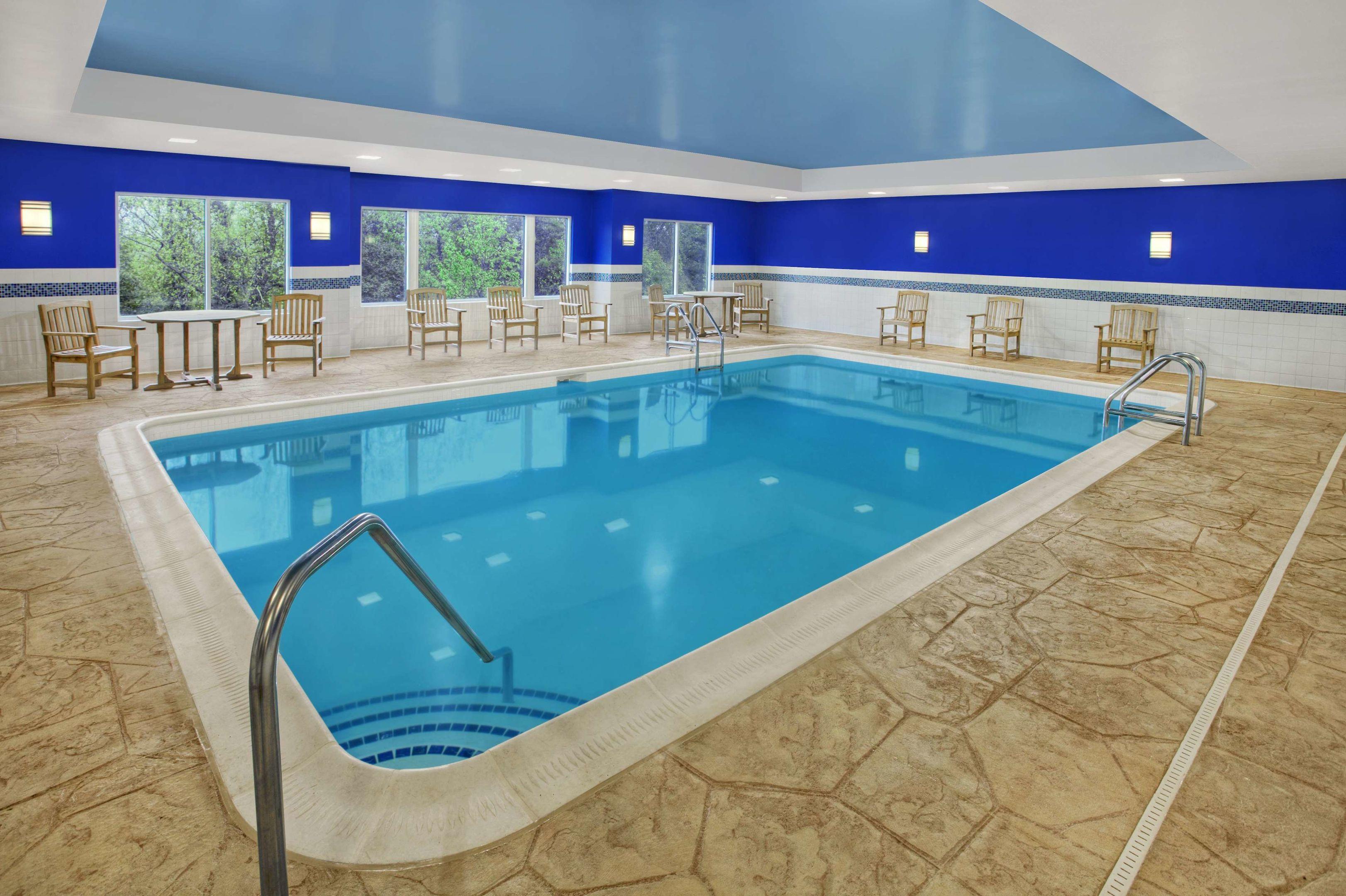 Hampton Inn & Suites Yonkers — photo 4