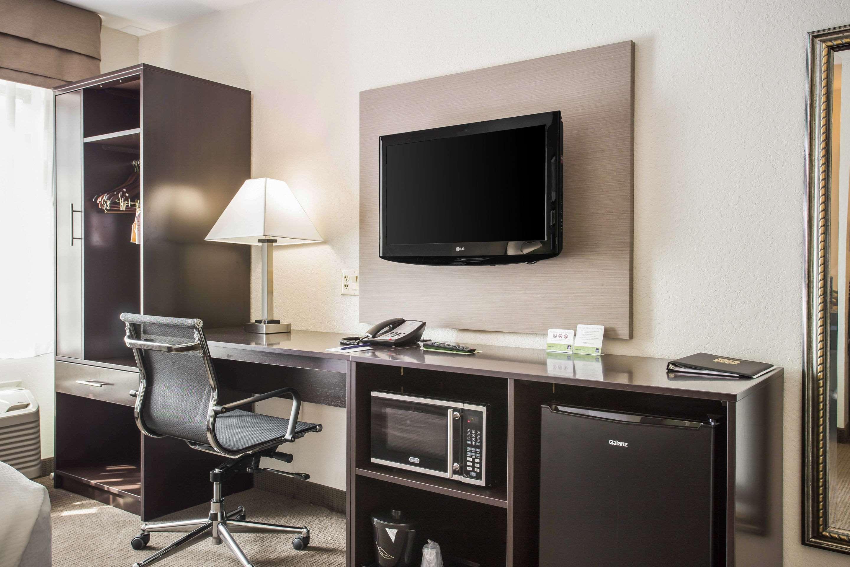 Sleep Inn Kansas City International Airport — photo 4