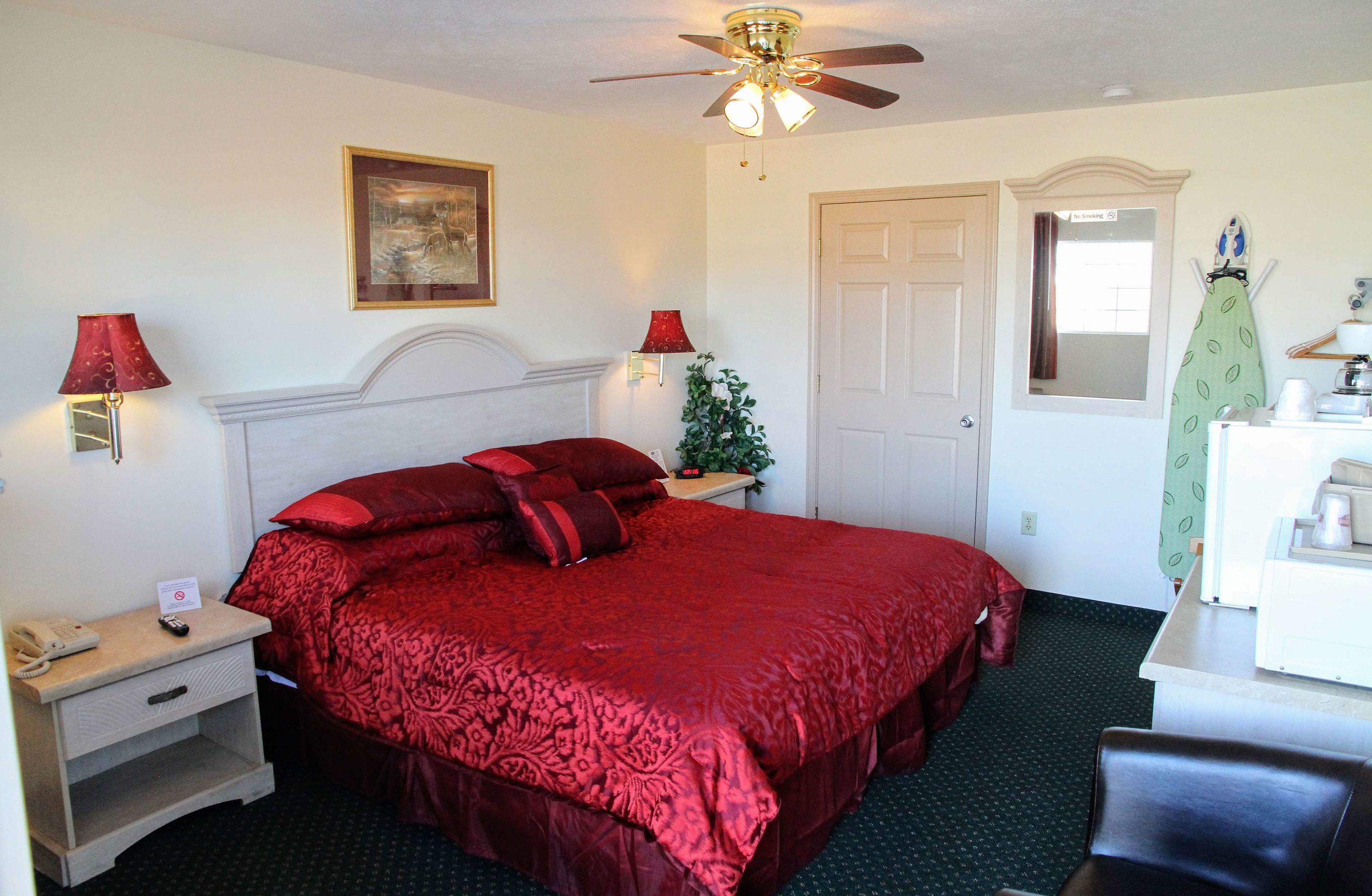 Country Hearth Inn & Suites - Union City — photo 4