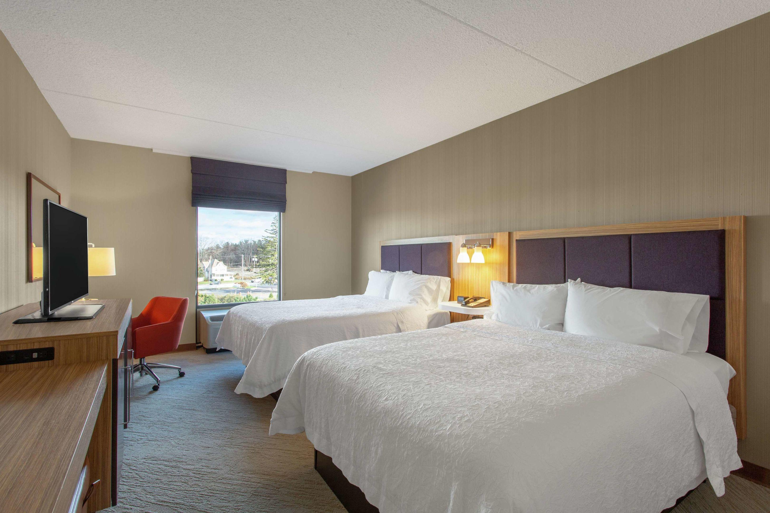 Hampton Inn & Suites Albany Airport — photo 4