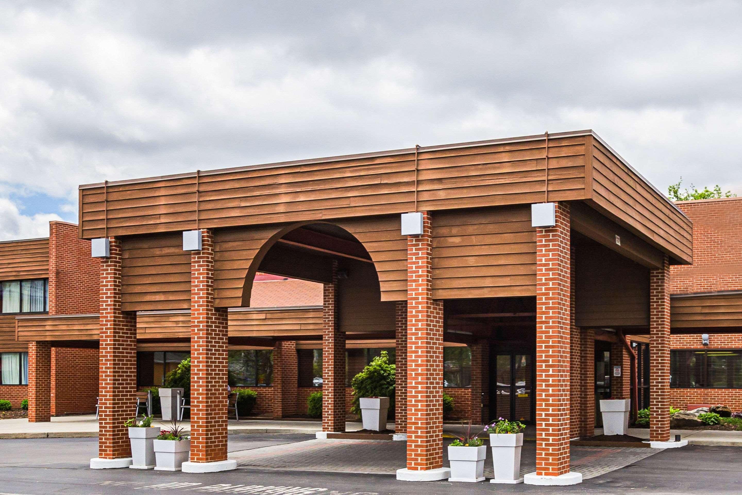 Quality Inn & Suites — photo 4