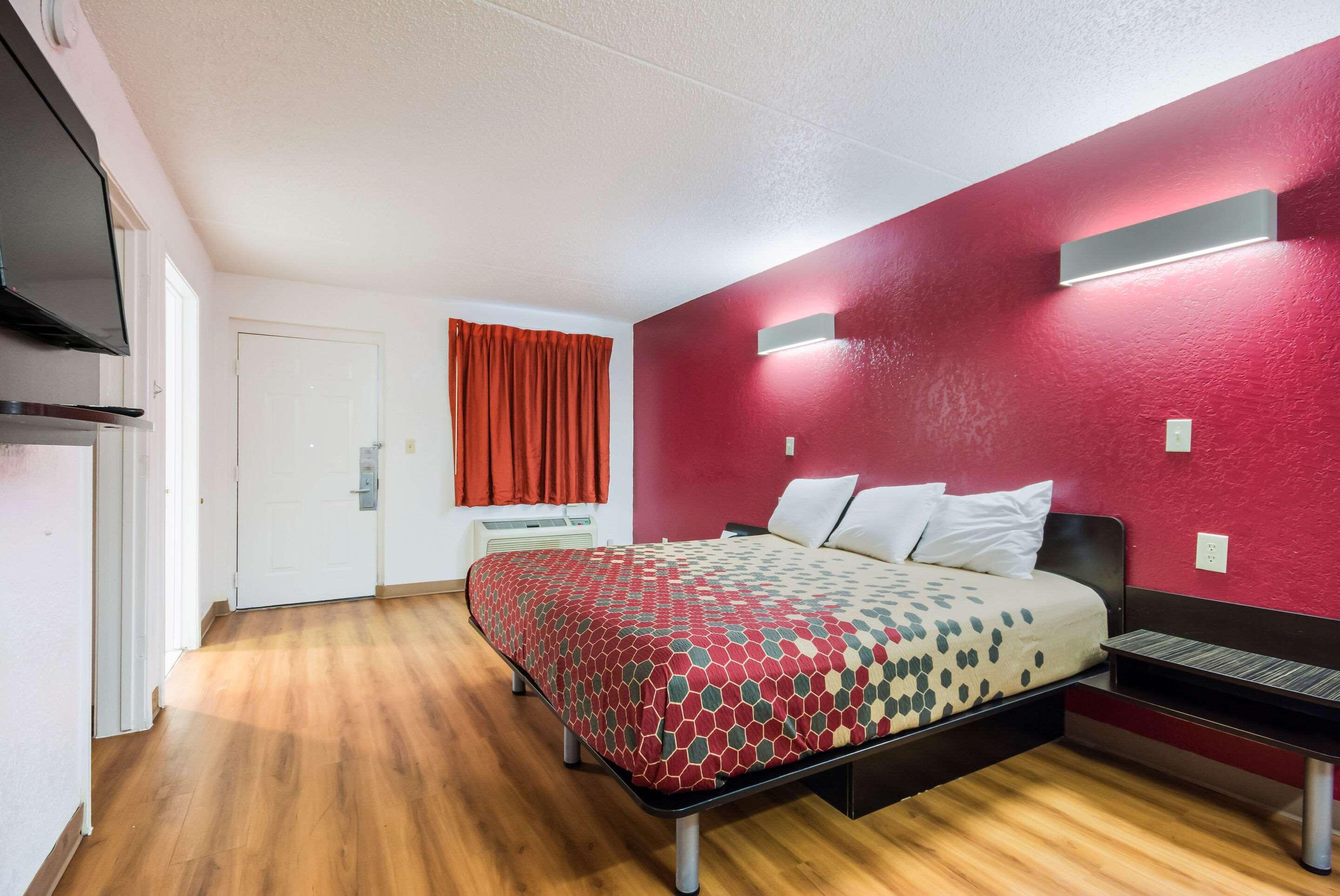 Econo Lodge — photo 4