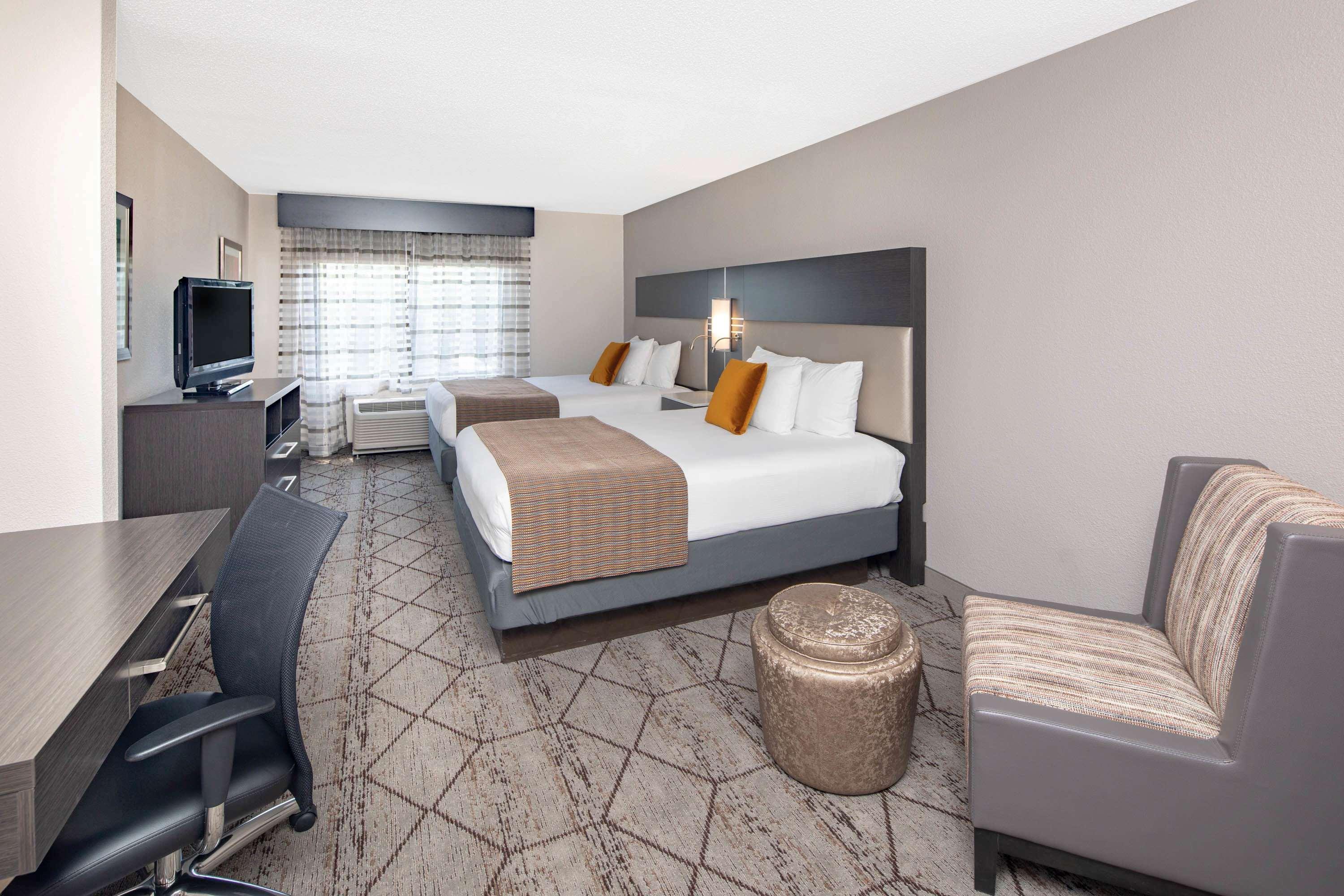 Wingate by Wyndham Greenville Airport — photo 5