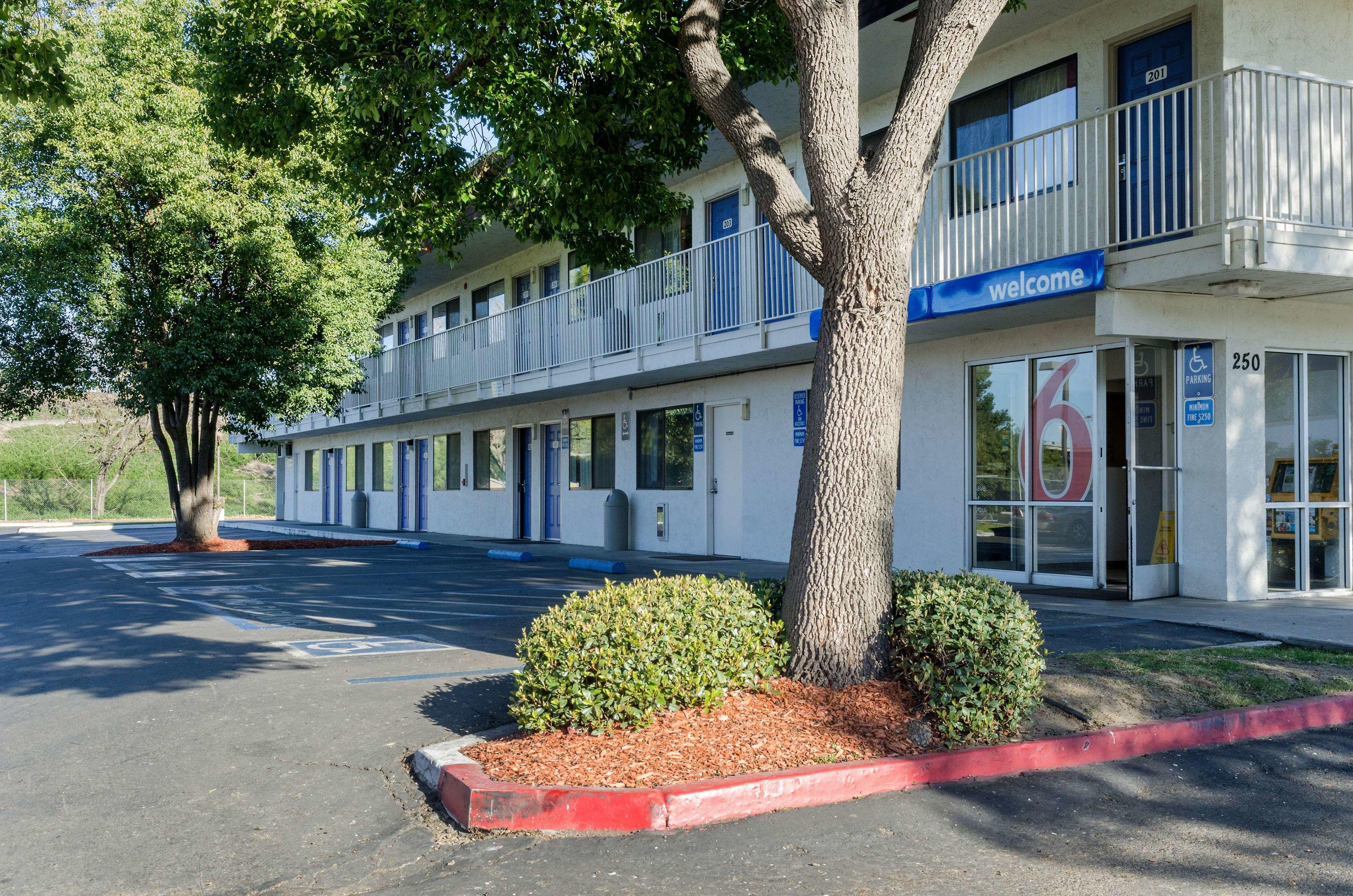 Motel 6 Turlock — photo 5