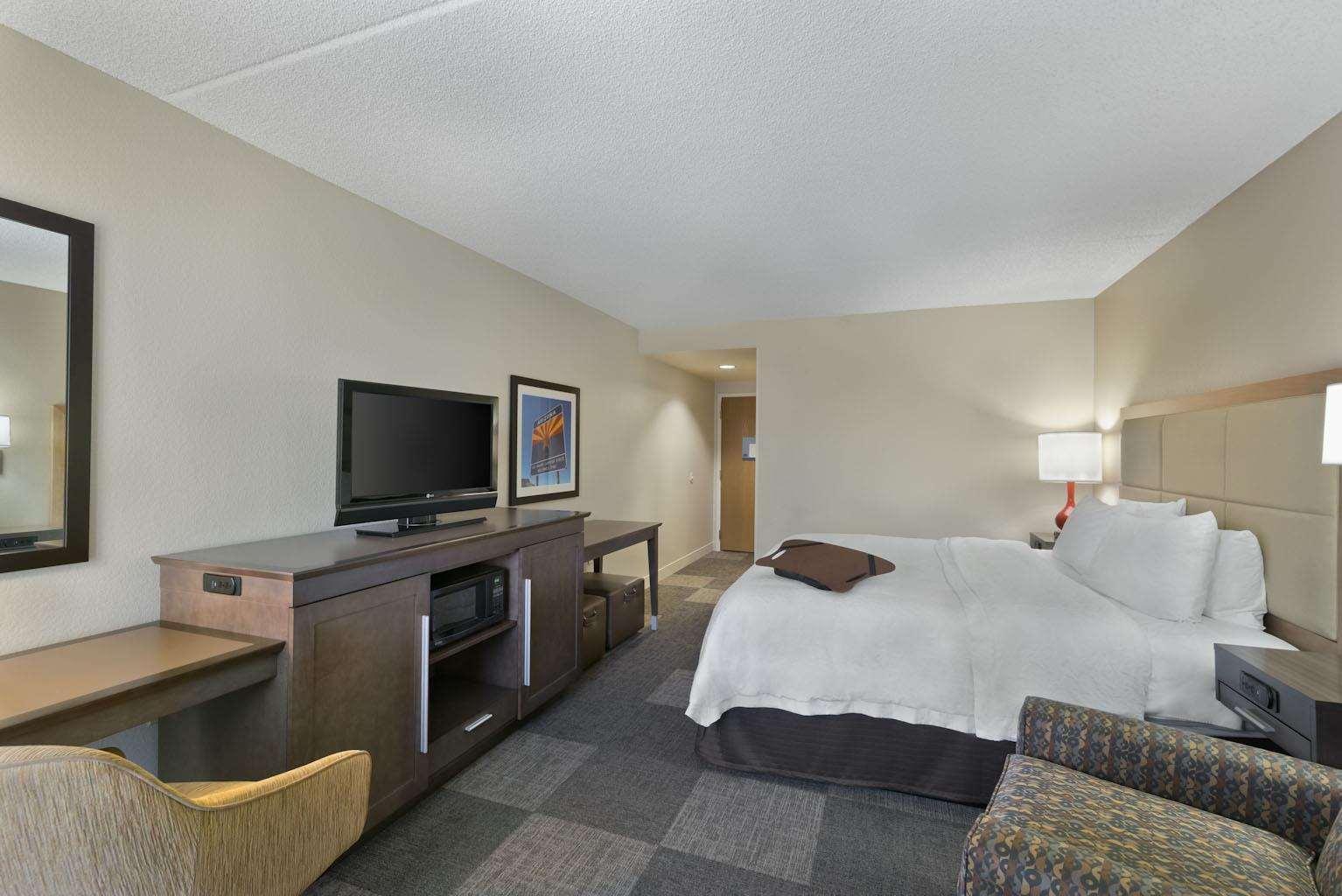 Hampton Inn & Suites Phoenix/Scottsdale — photo 4