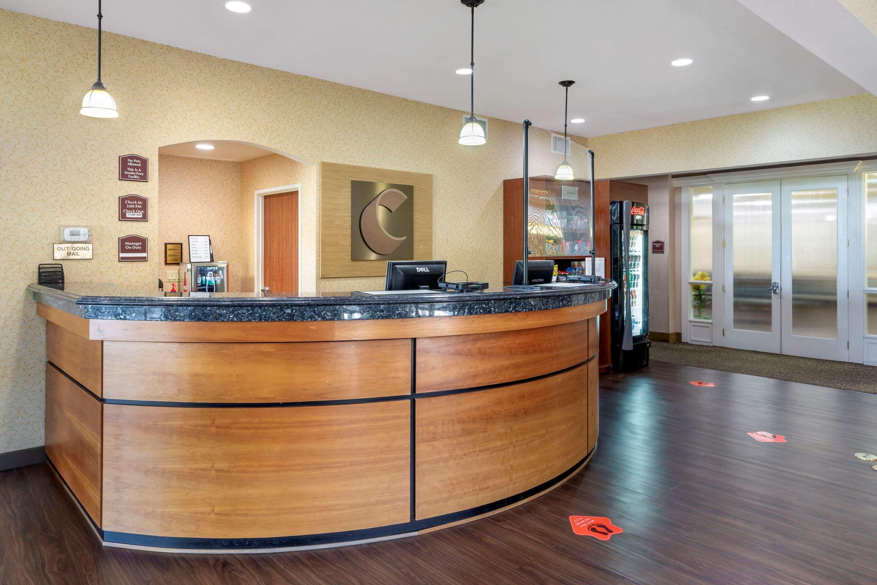 Comfort Suites Eugene — photo 4