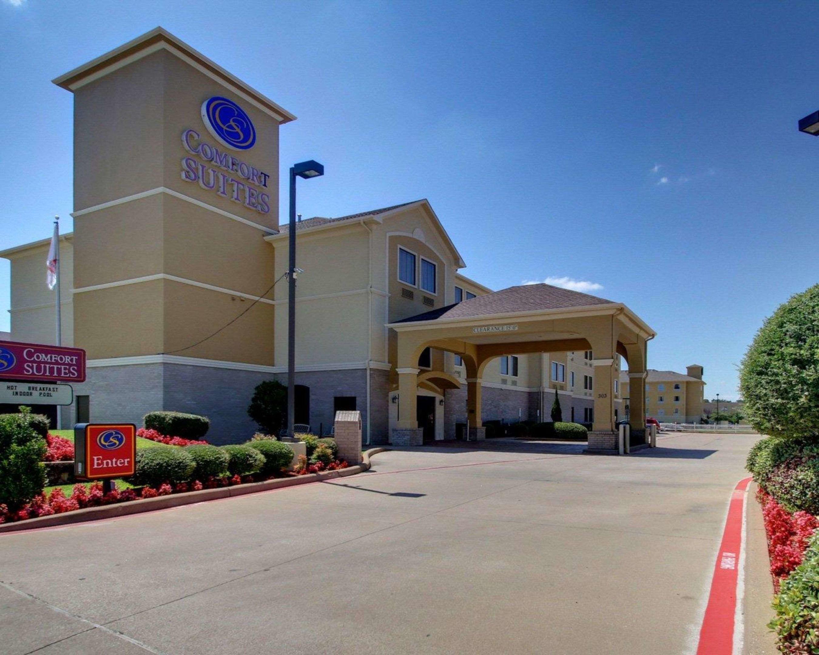 Comfort Suites Tyler Mall — photo 3