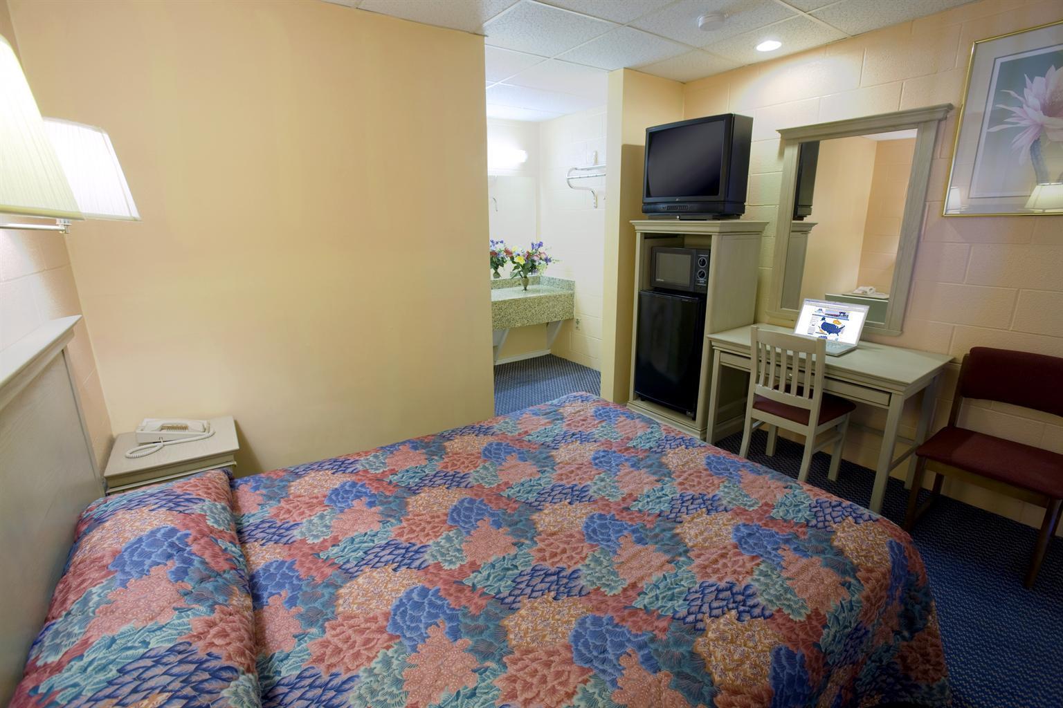 Americas Best Value Inn-San Antonio/Lackland AFB — photo 3