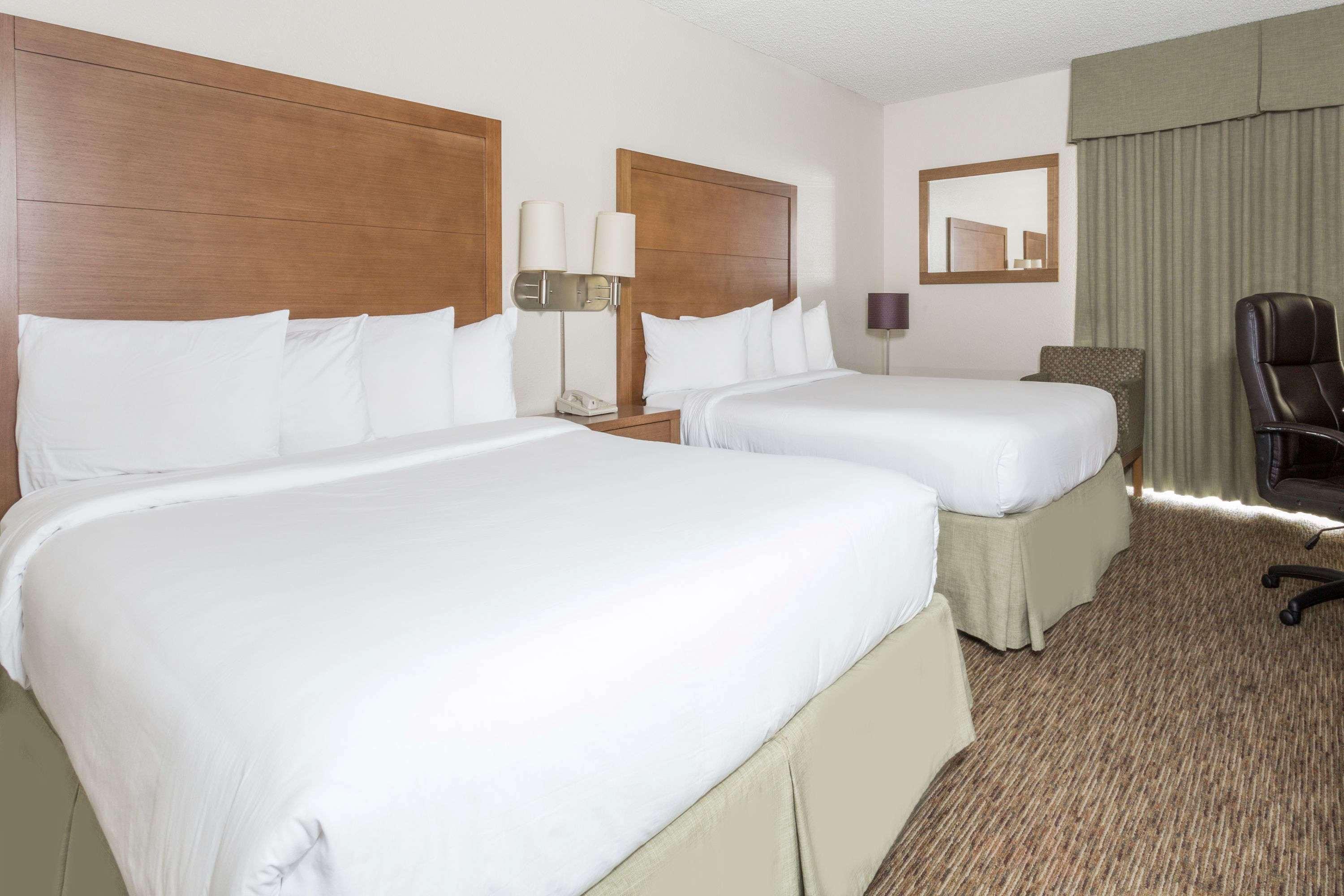 Days Hotel Peoria Glendale Area — photo 4