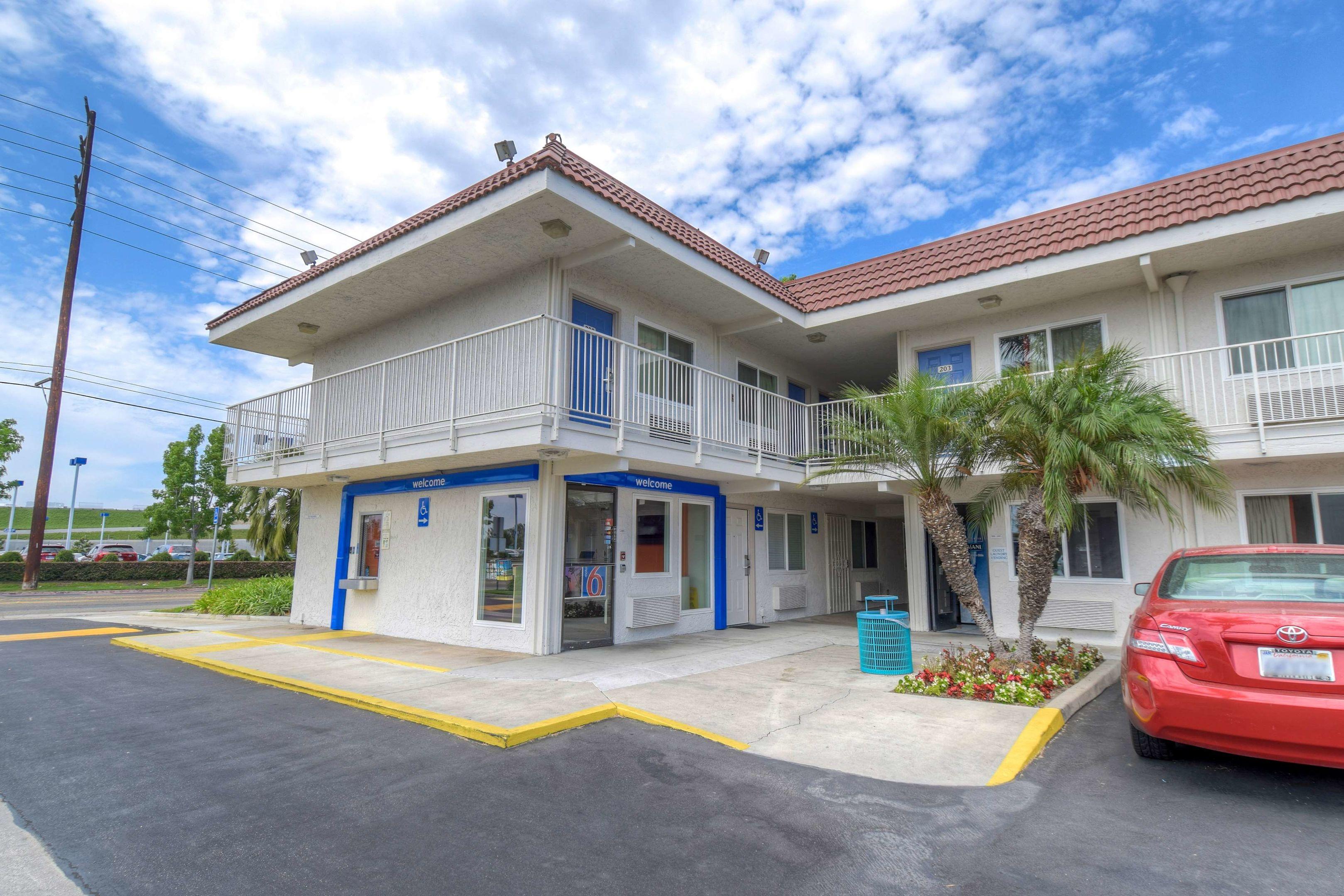 Motel 6 Costa Mesa — photo 4