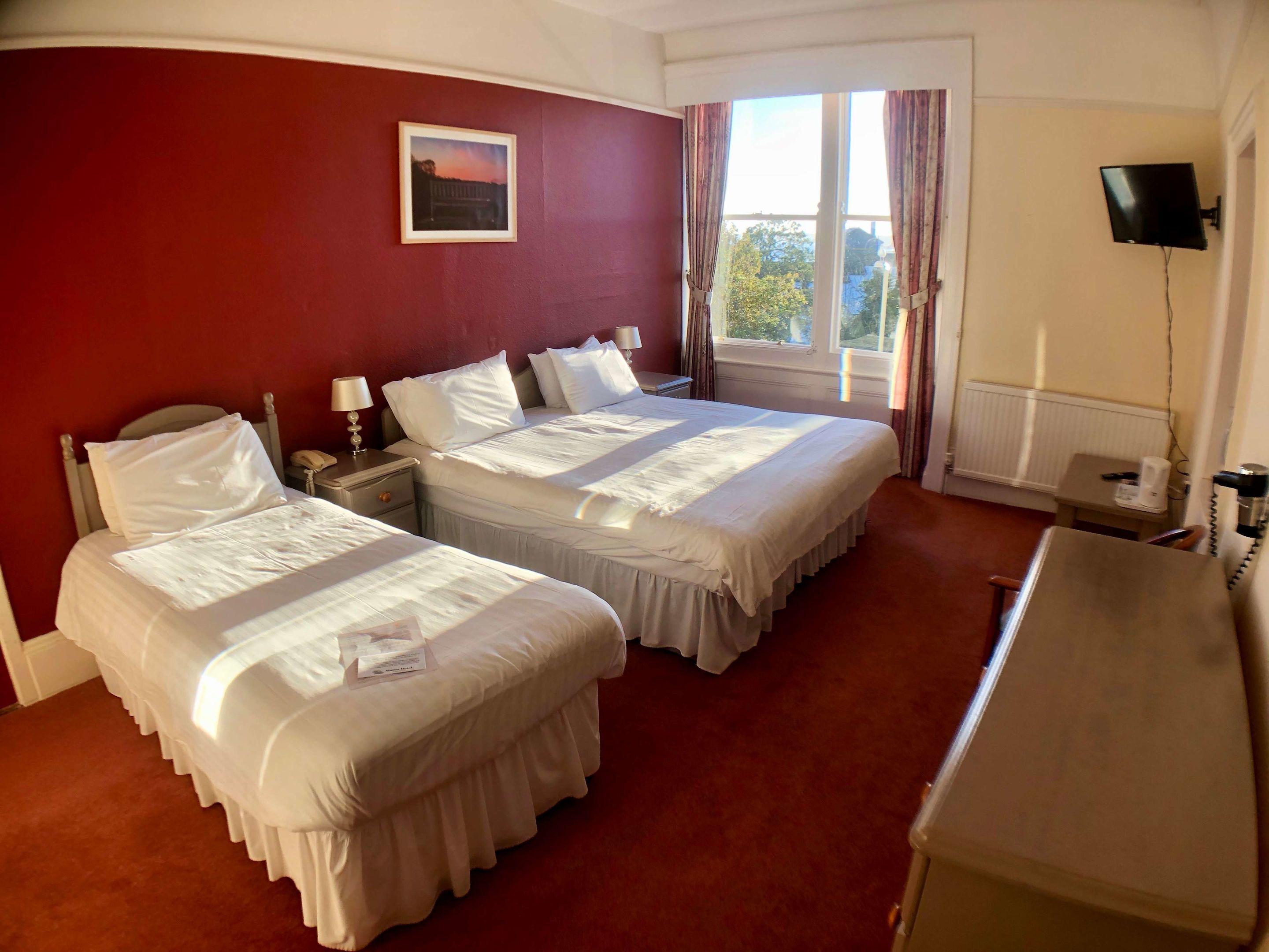 Manor Hotel — photo 4