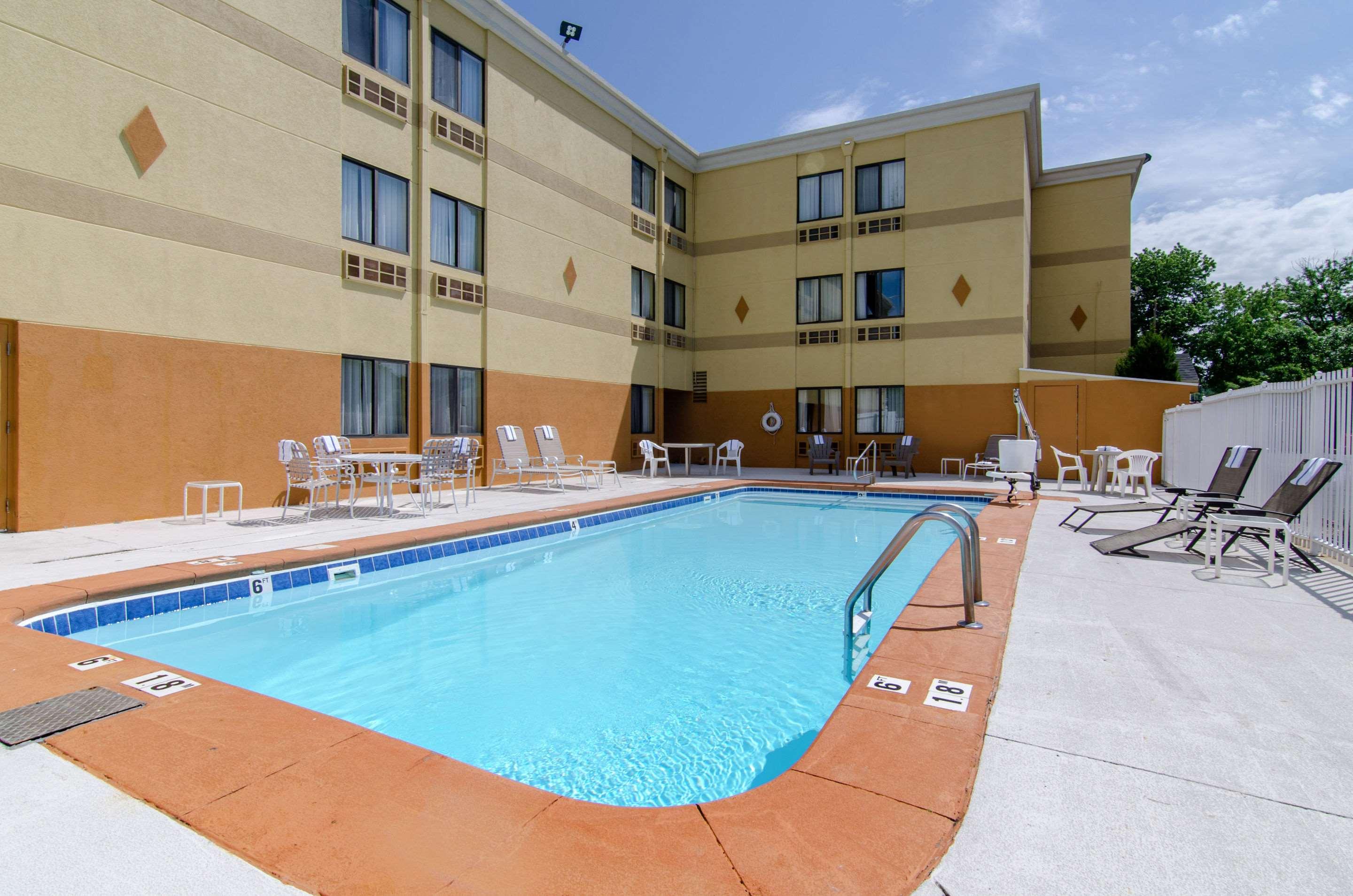 Quality Inn — photo 4