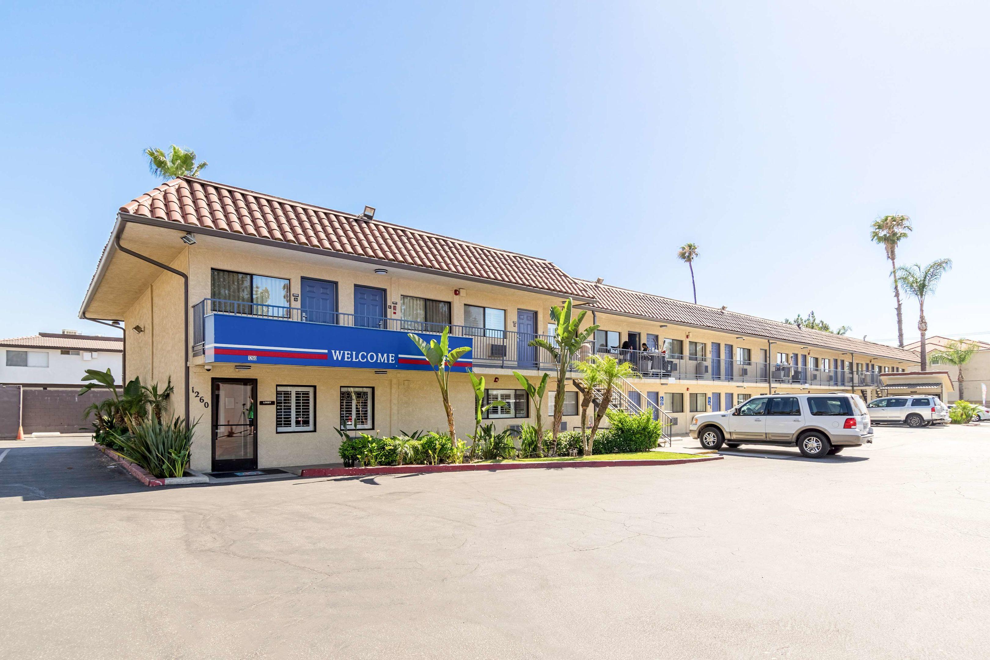 Motel 6 UCR Riverside CA — photo 5