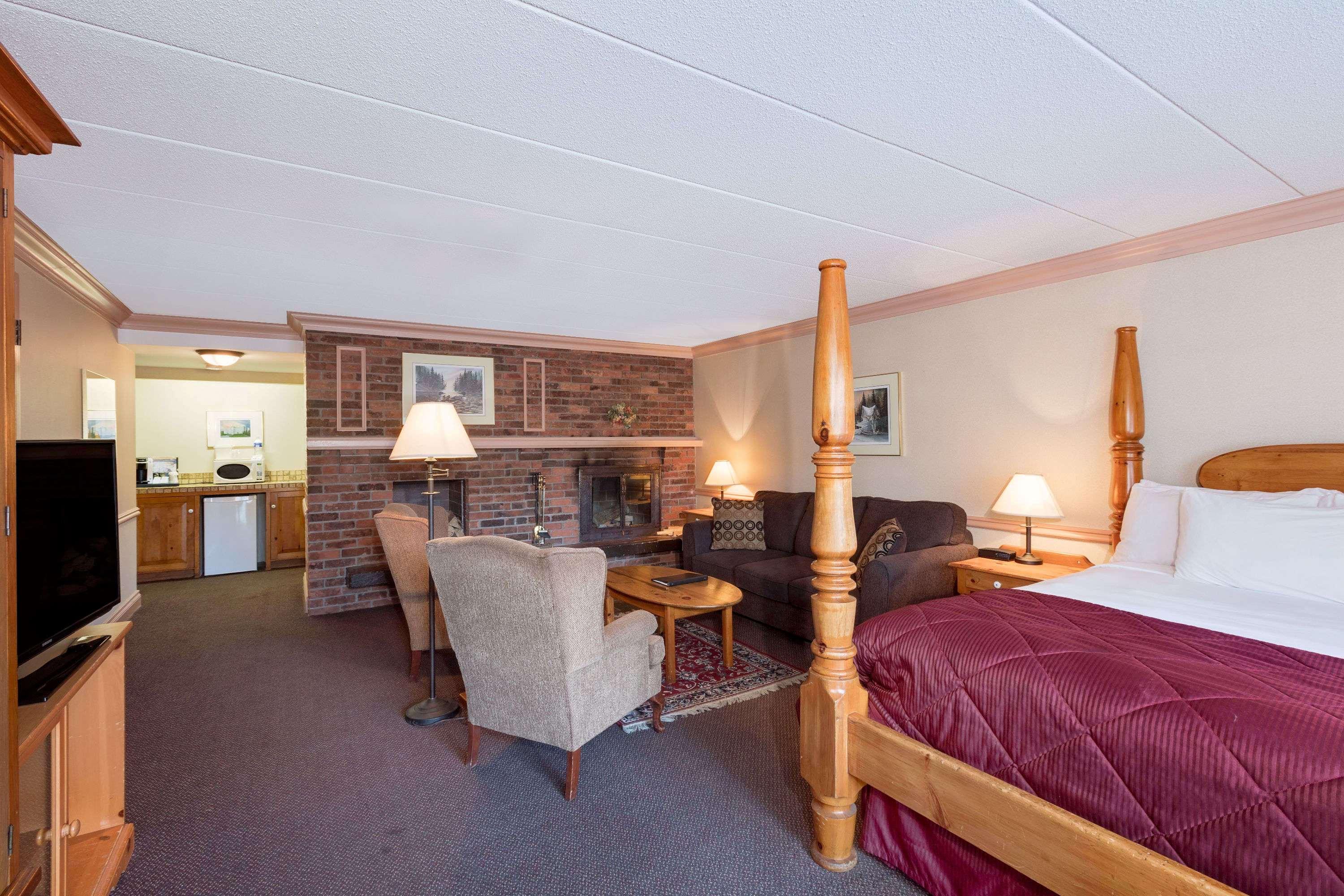 Ramada Pinewood Park Resort North Bay — photo 3