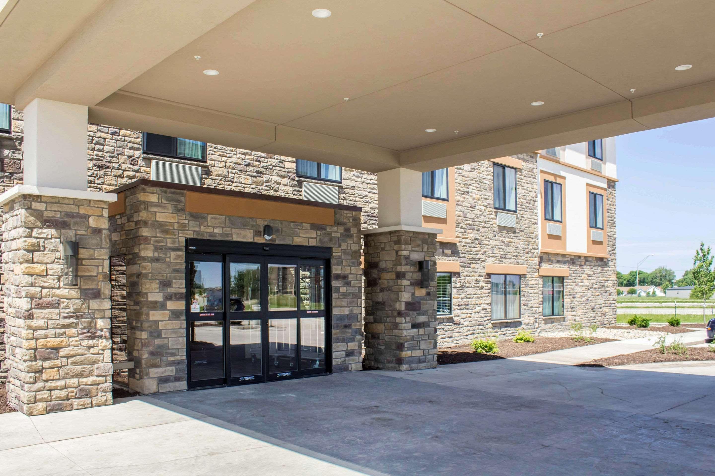Sleep Inn & Suites Fort Dodge — photo 3