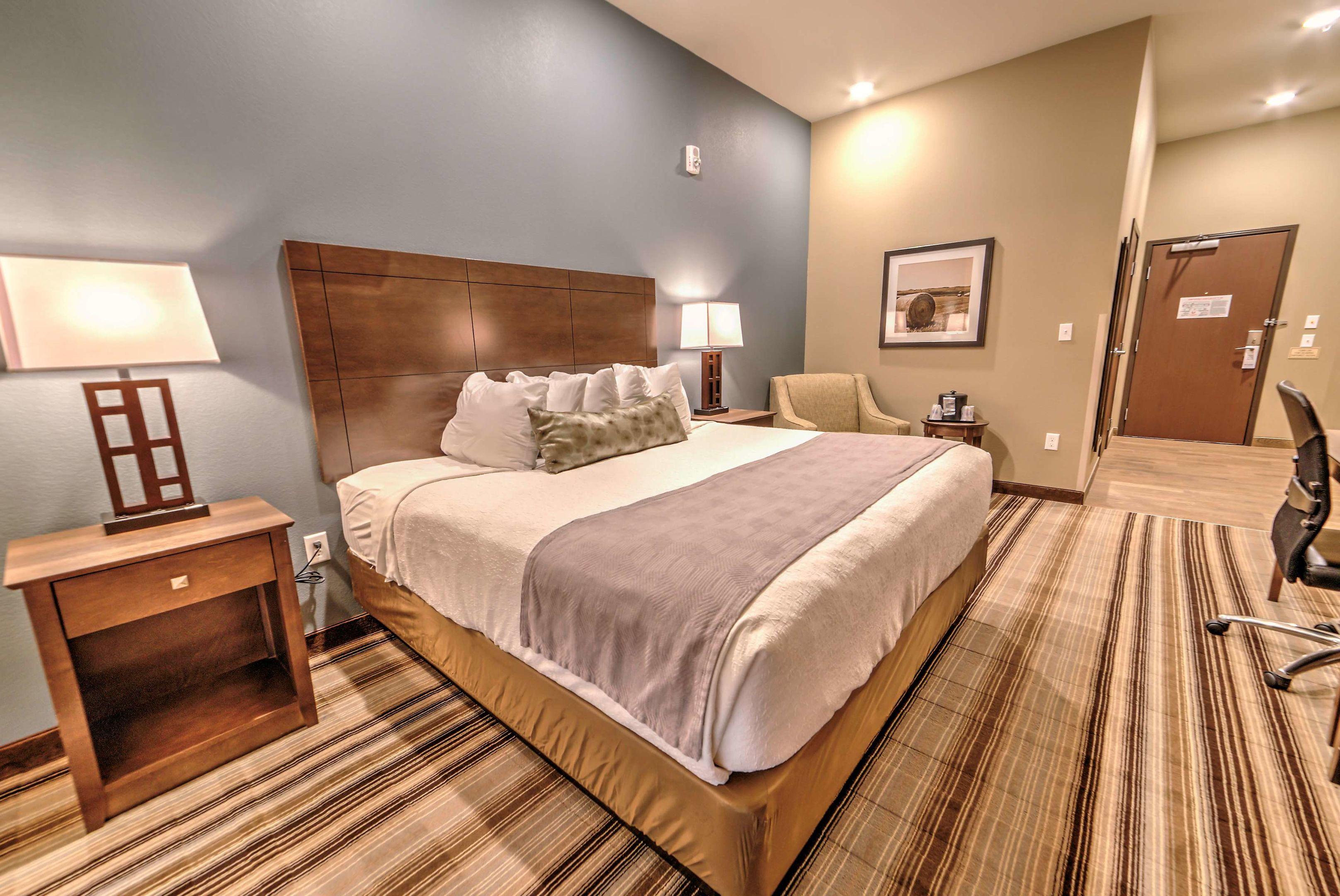 Best Western Plus Overland Inn — photo 5