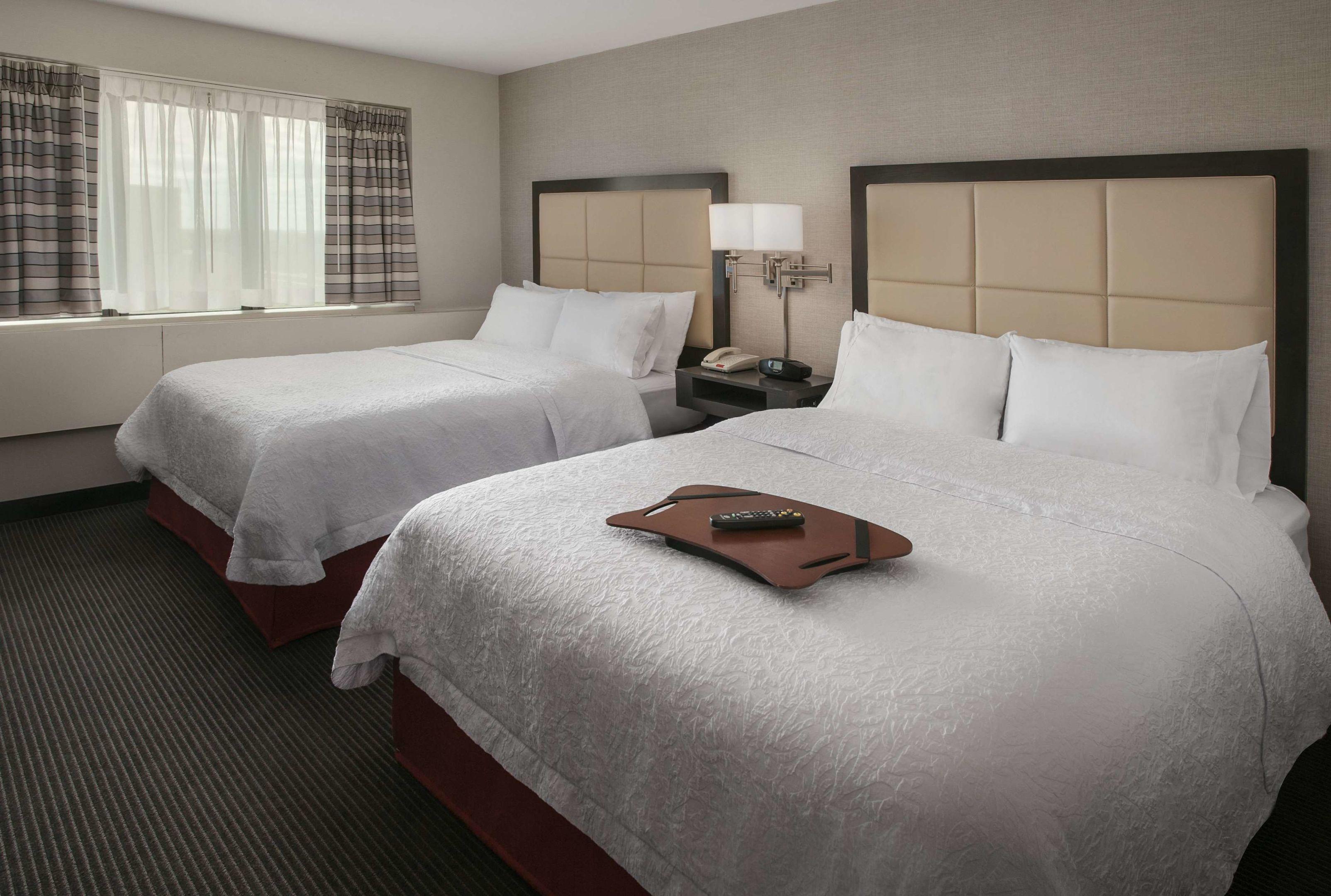 Hampton Inn & Suites Milwaukee Downtown — photo 4