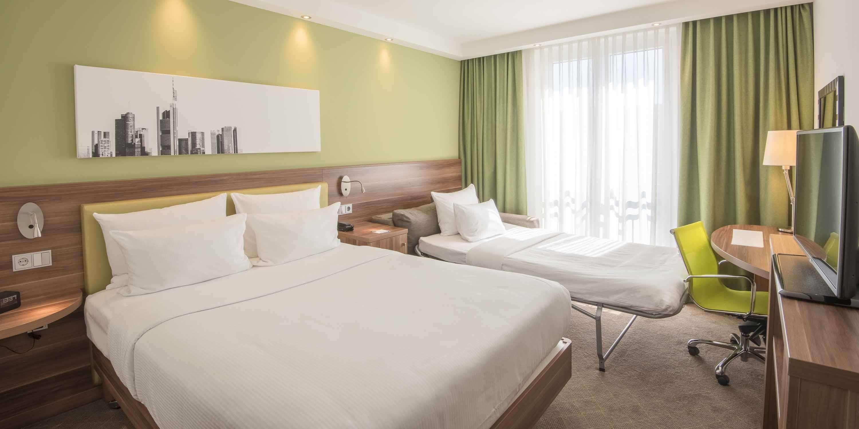 Hampton by Hilton Frankfurt City Centre Messe — photo 5