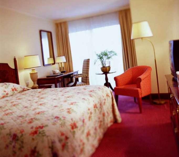 Marriott Regents Park — photo 5