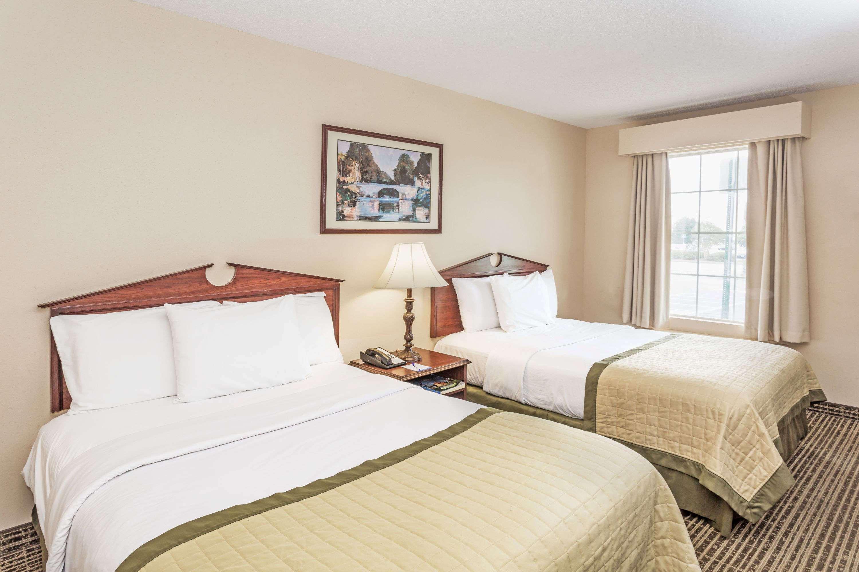Baymont by Wyndham Valdosta at Valdosta Mall — photo 4