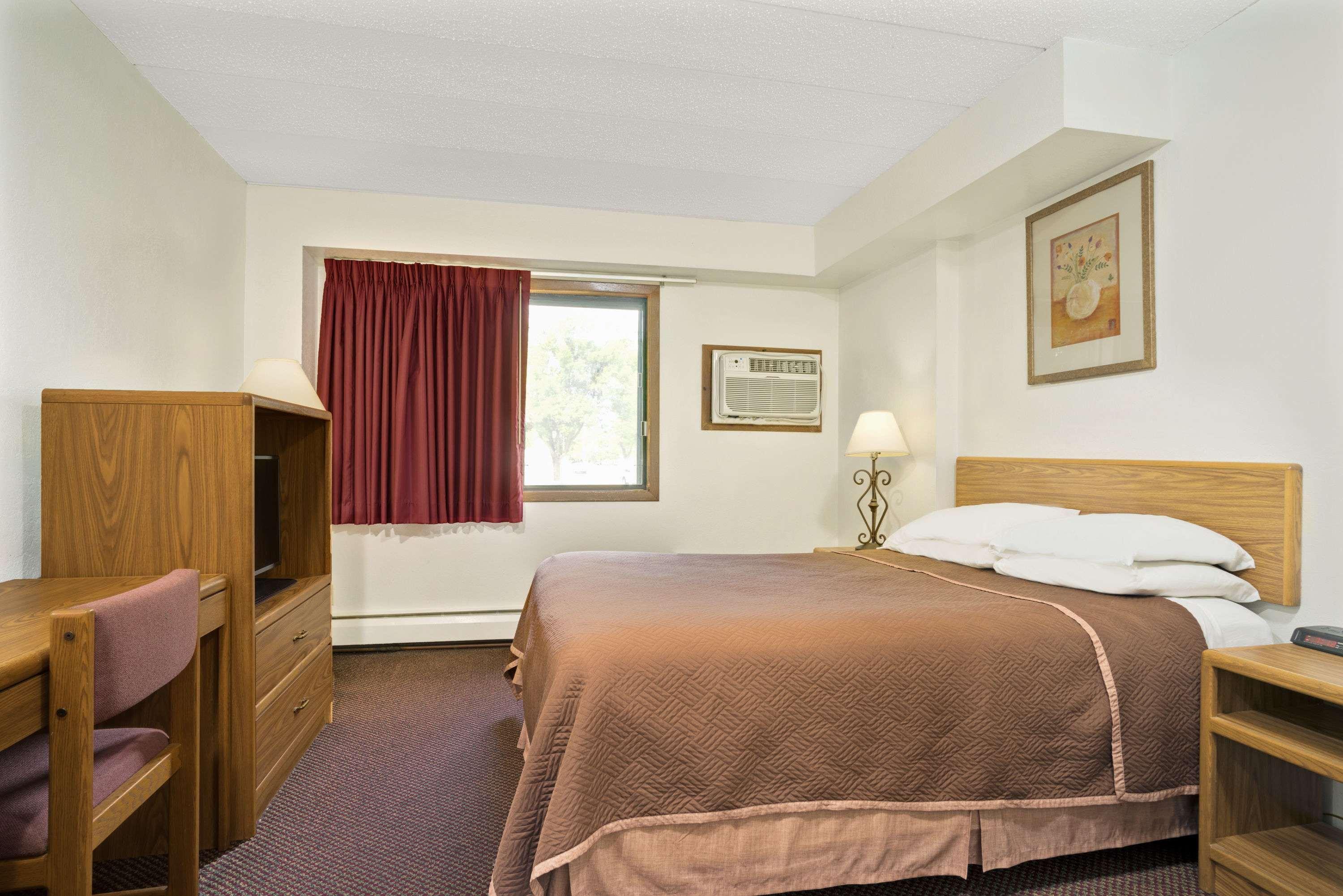 Travelodge Valleyfair Shakopee — photo 5