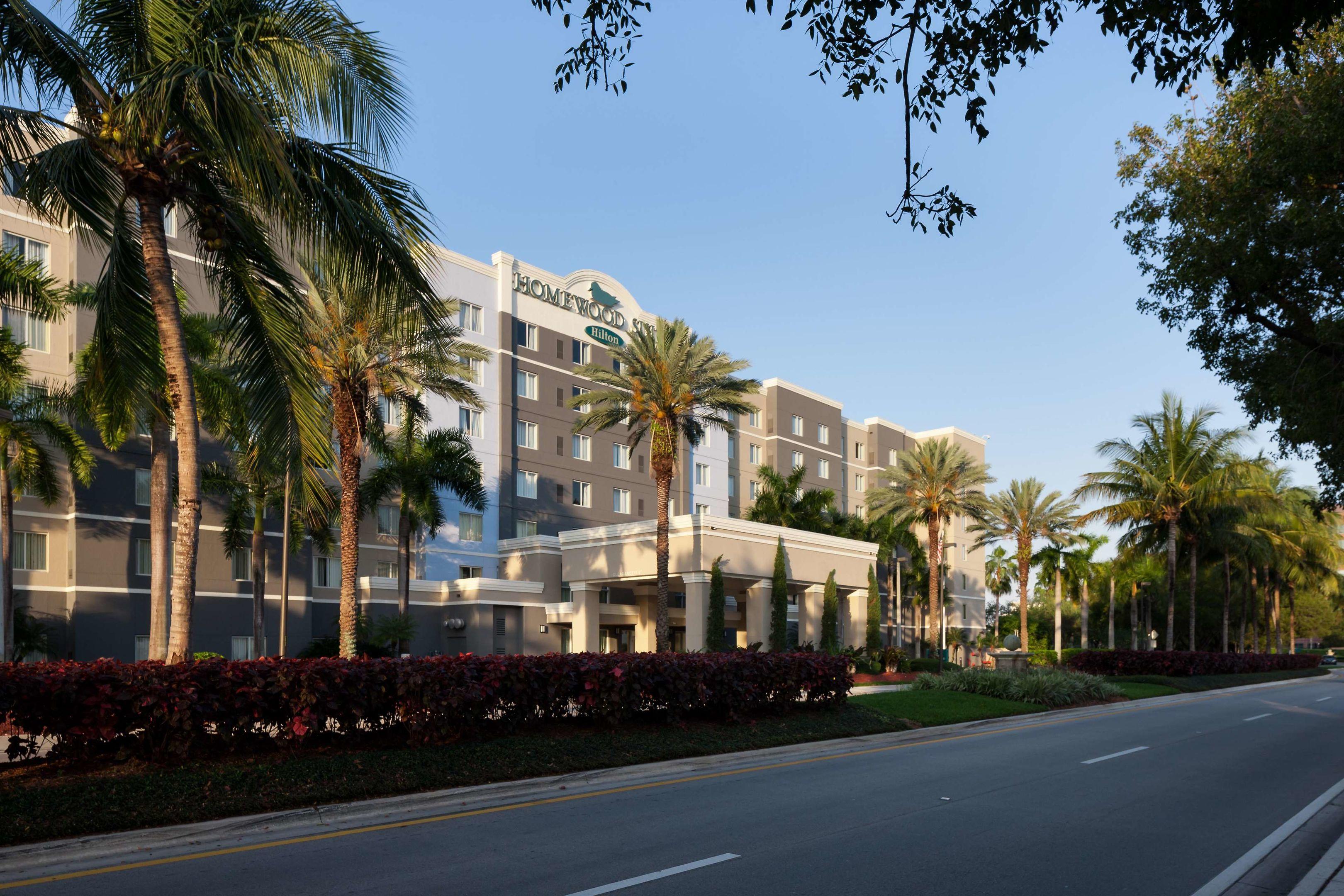 Homewood Suites Miami Airport / Blue Lagoon — photo 4