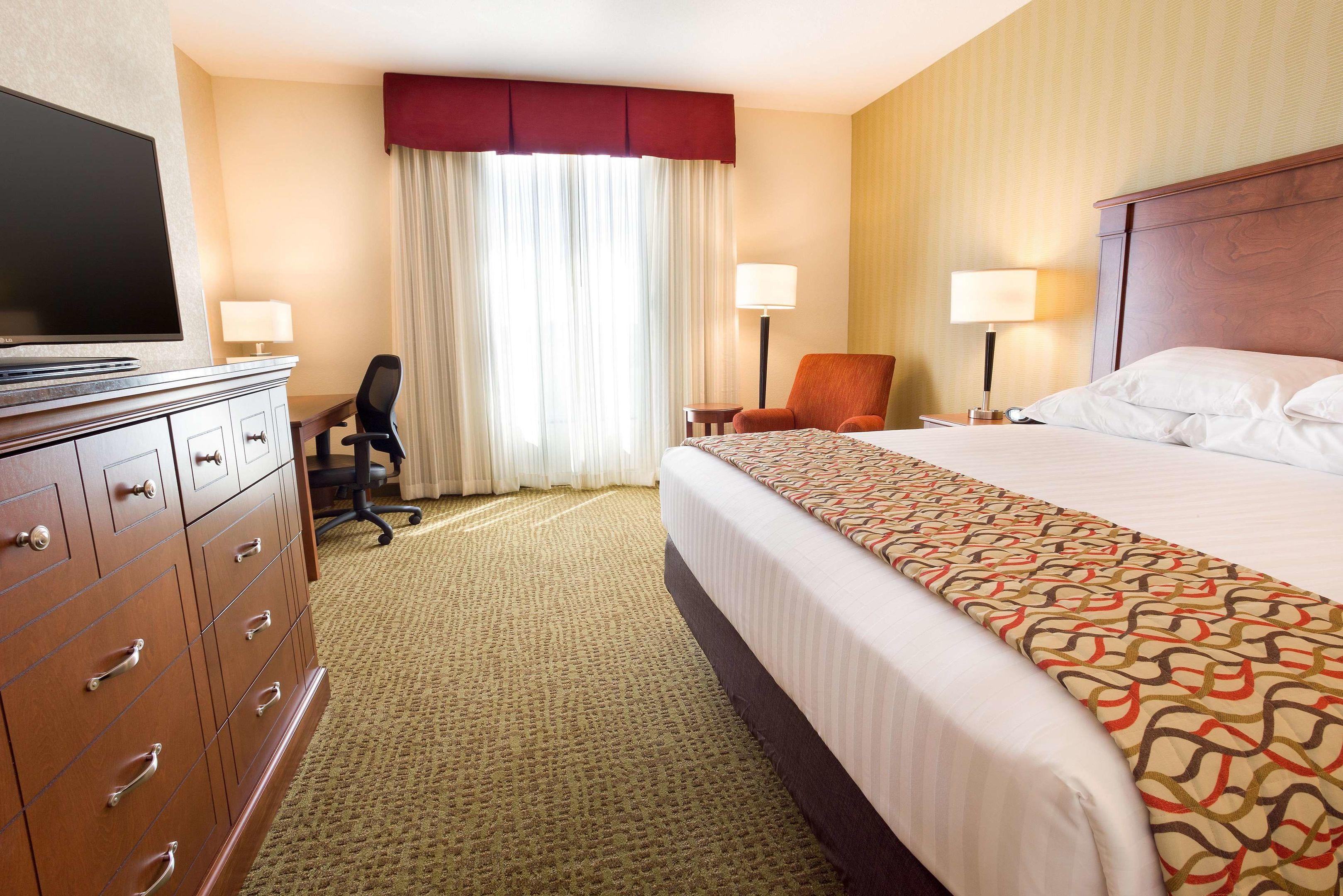 Drury Inn & Suites Denver Stapleton — photo 4