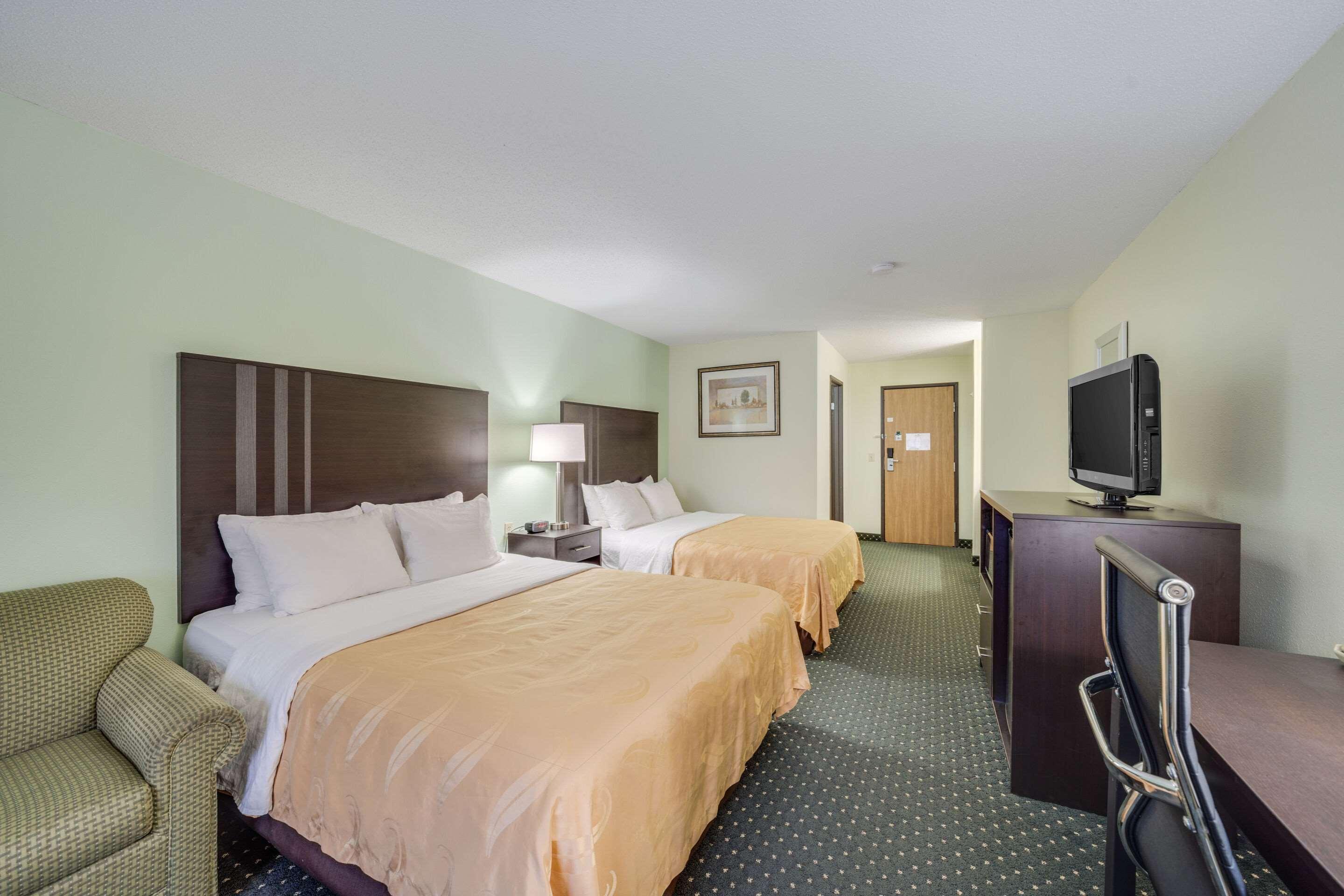 Quality Inn & Suites South — photo 4